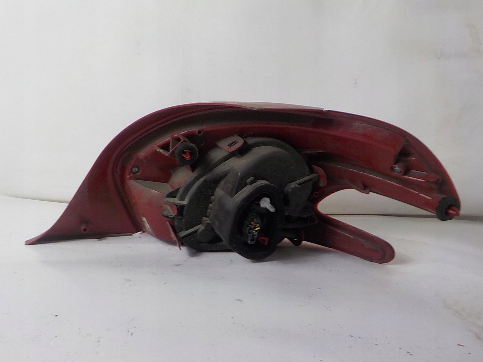 PEUGEOT 208 light left rear left rear part