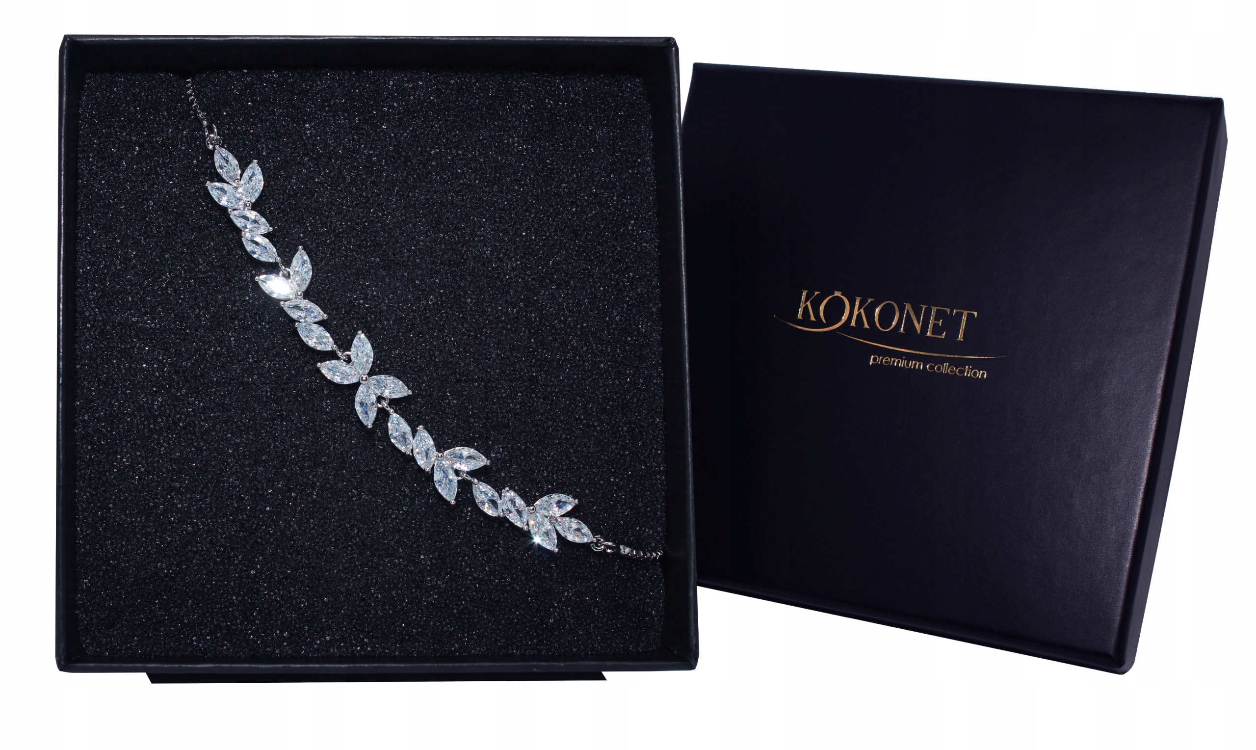 

Bransoletka delikatna regulowana srebrna Listki