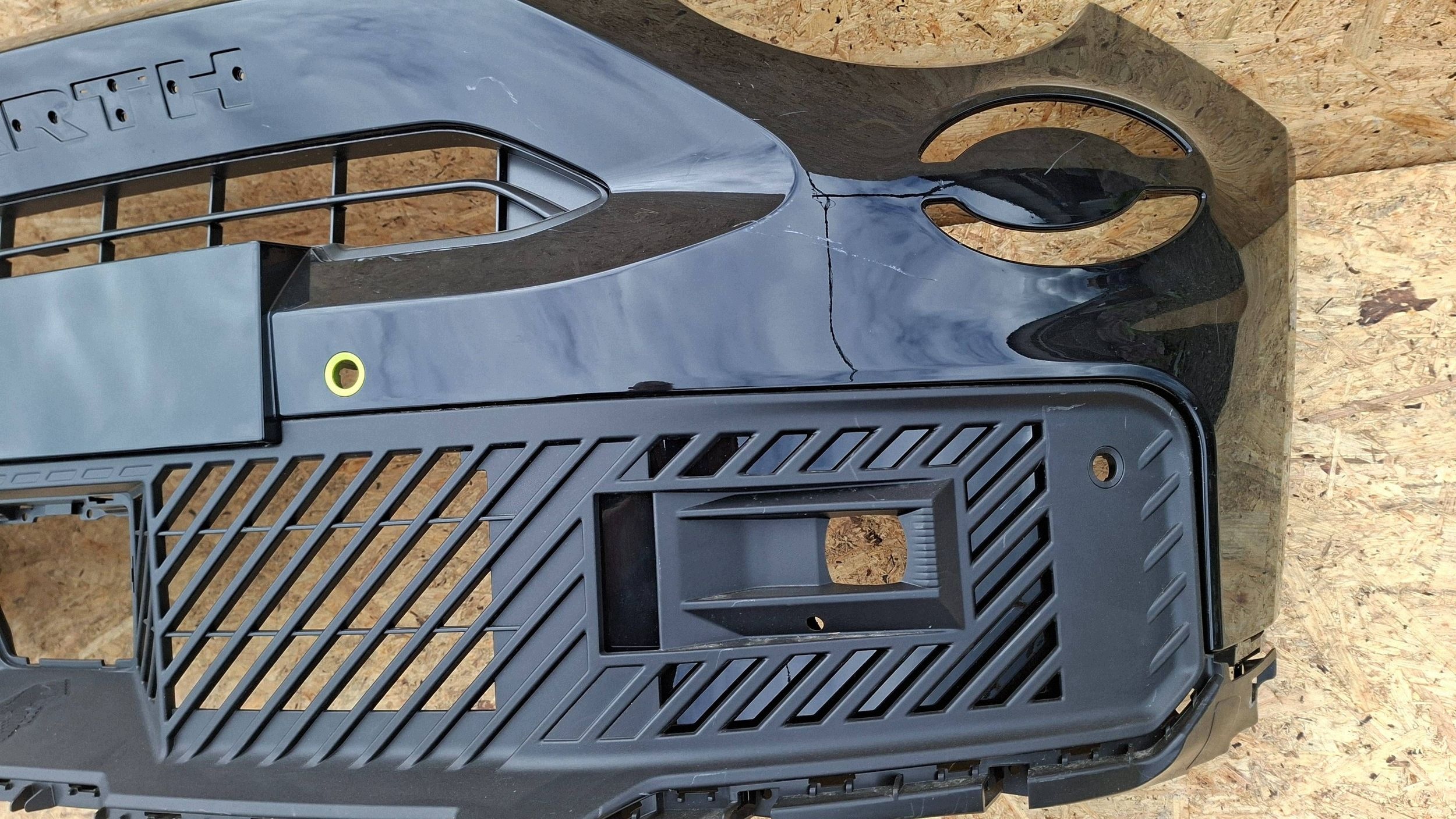 front bumper FIAT 600E ABARTH below 4X sensors PDC 2024