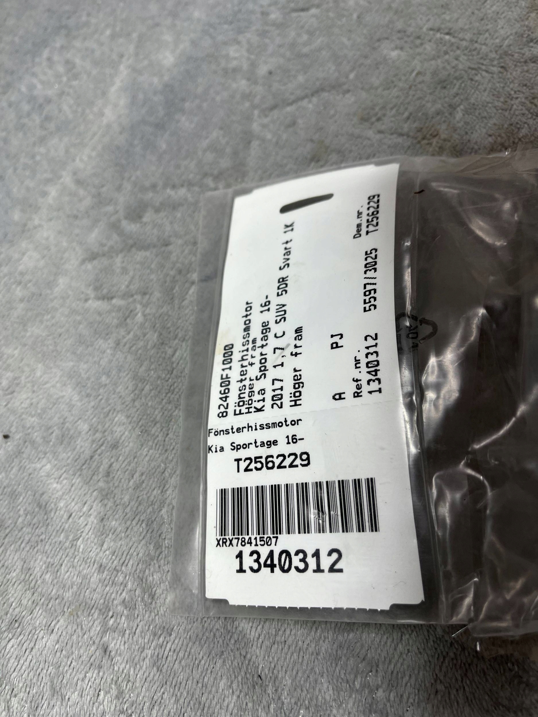 KIA SPORTAGE IV 4 mini motor lifting windows front right 82460F1000 !J