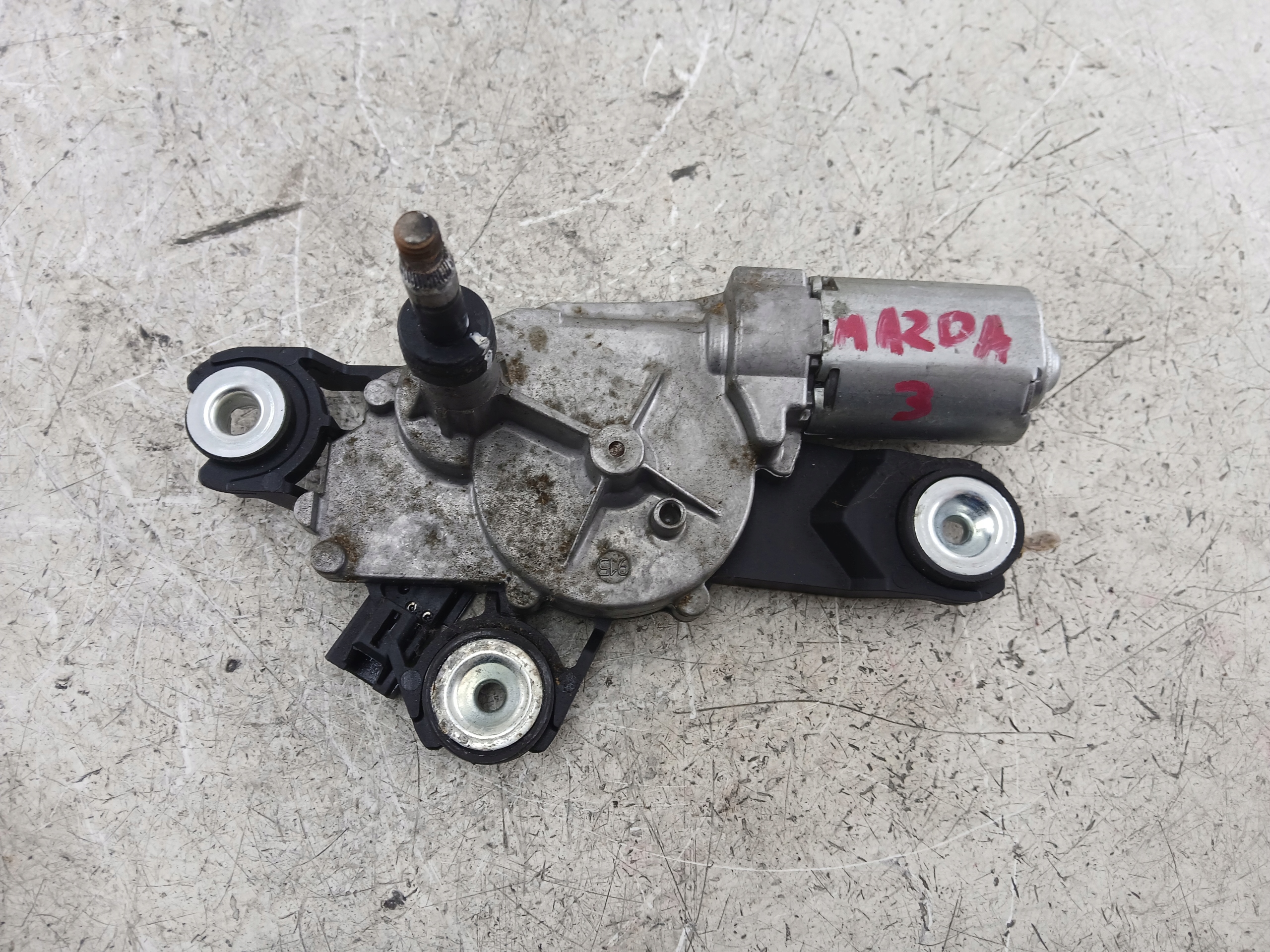MAZDA 3 BK wiper mechanism rear part 0390201588