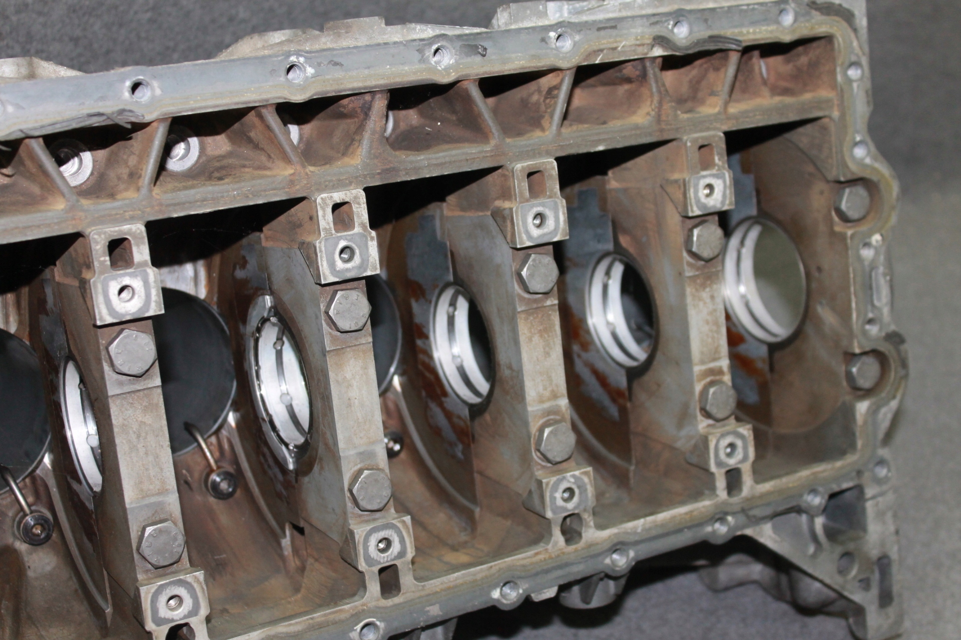 BMW E90 E91 E92 F10 E60 E63 3.0i N53B30A - BLOK DES MOTORS 7558321