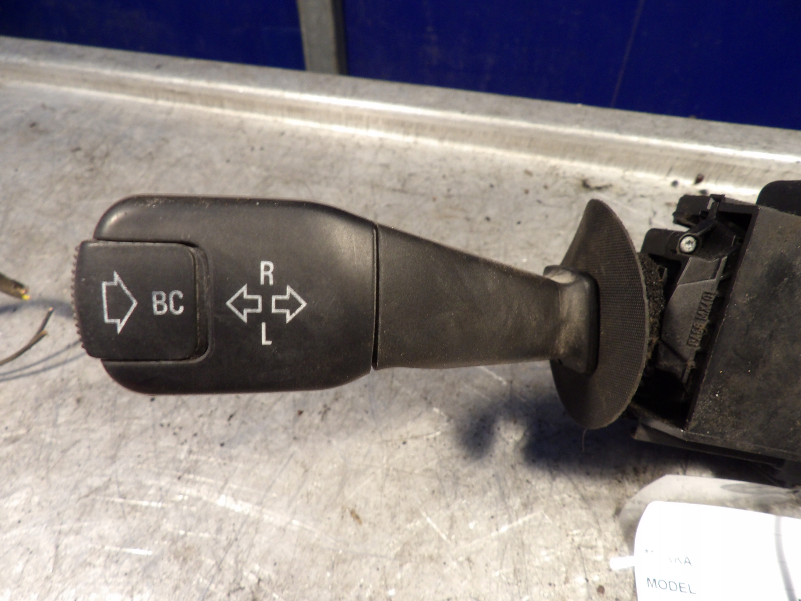 BMW E39 steering wheel levers and controls 2,0B