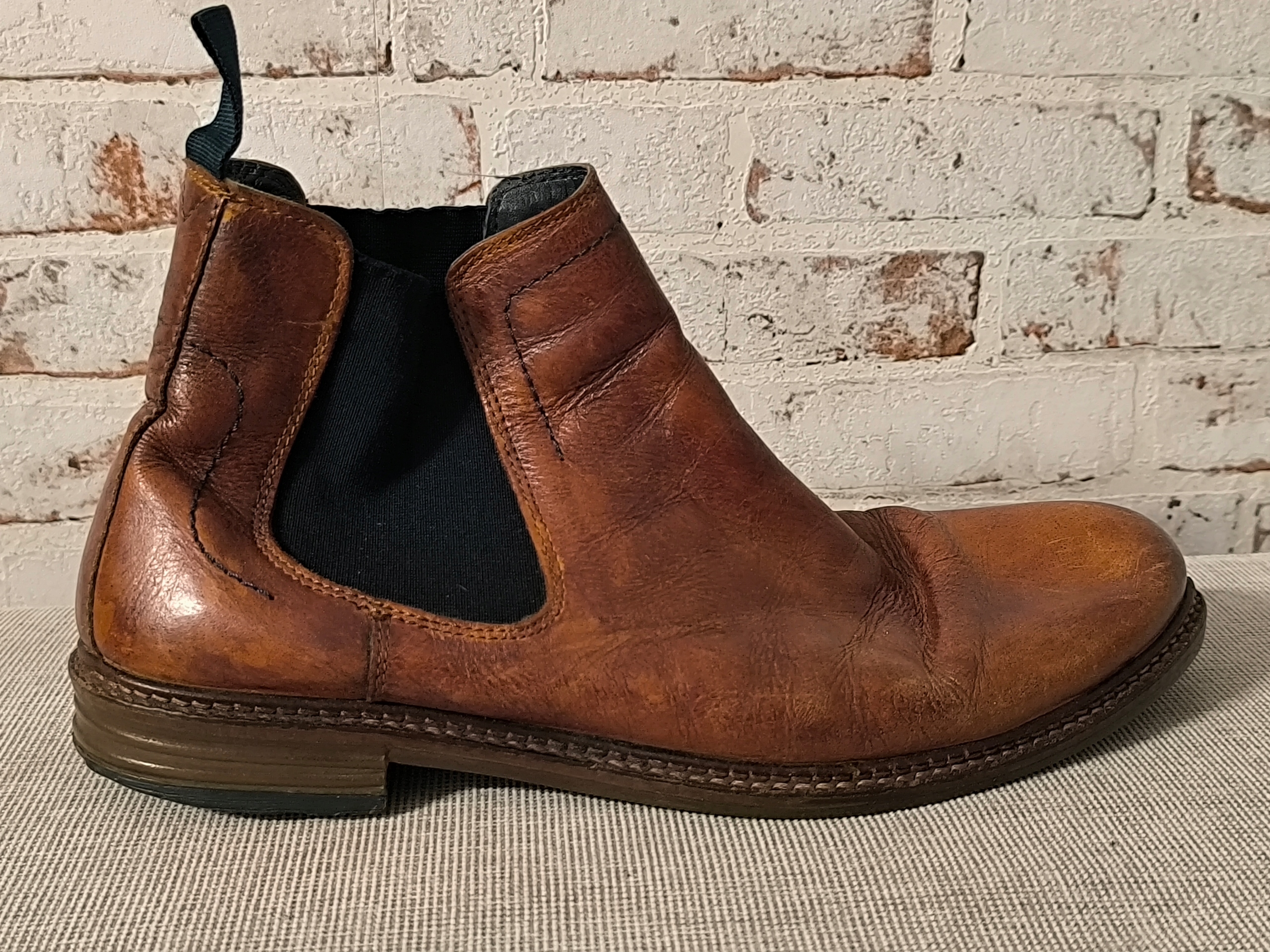 MĘSKIE BRĄZOWE SKÓRZANE SZTYBLETY HUSH PUPPIES ENGLAND 10 / 45