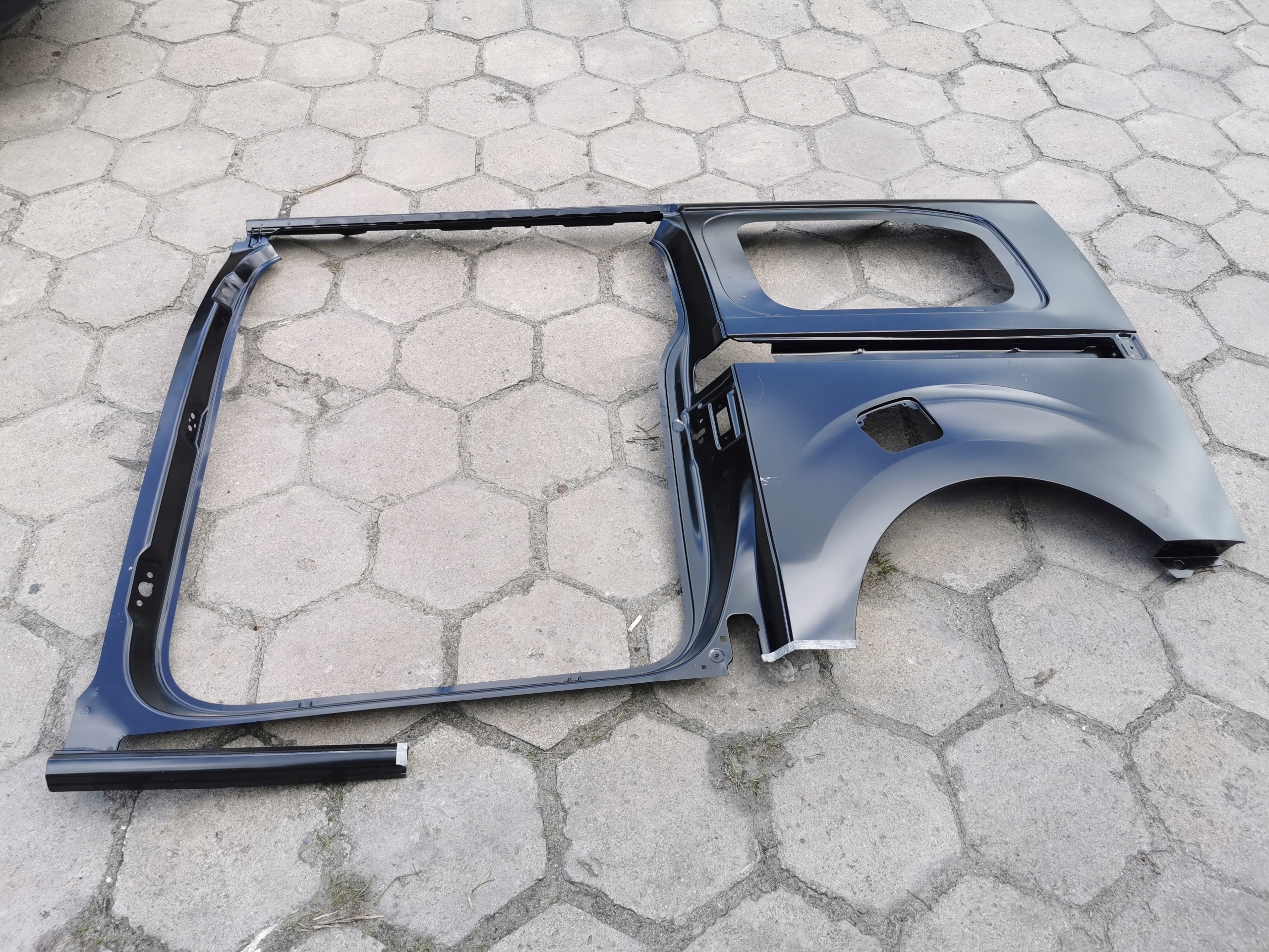 TOYOTA PROACE POSZYCIE BOK LEWY