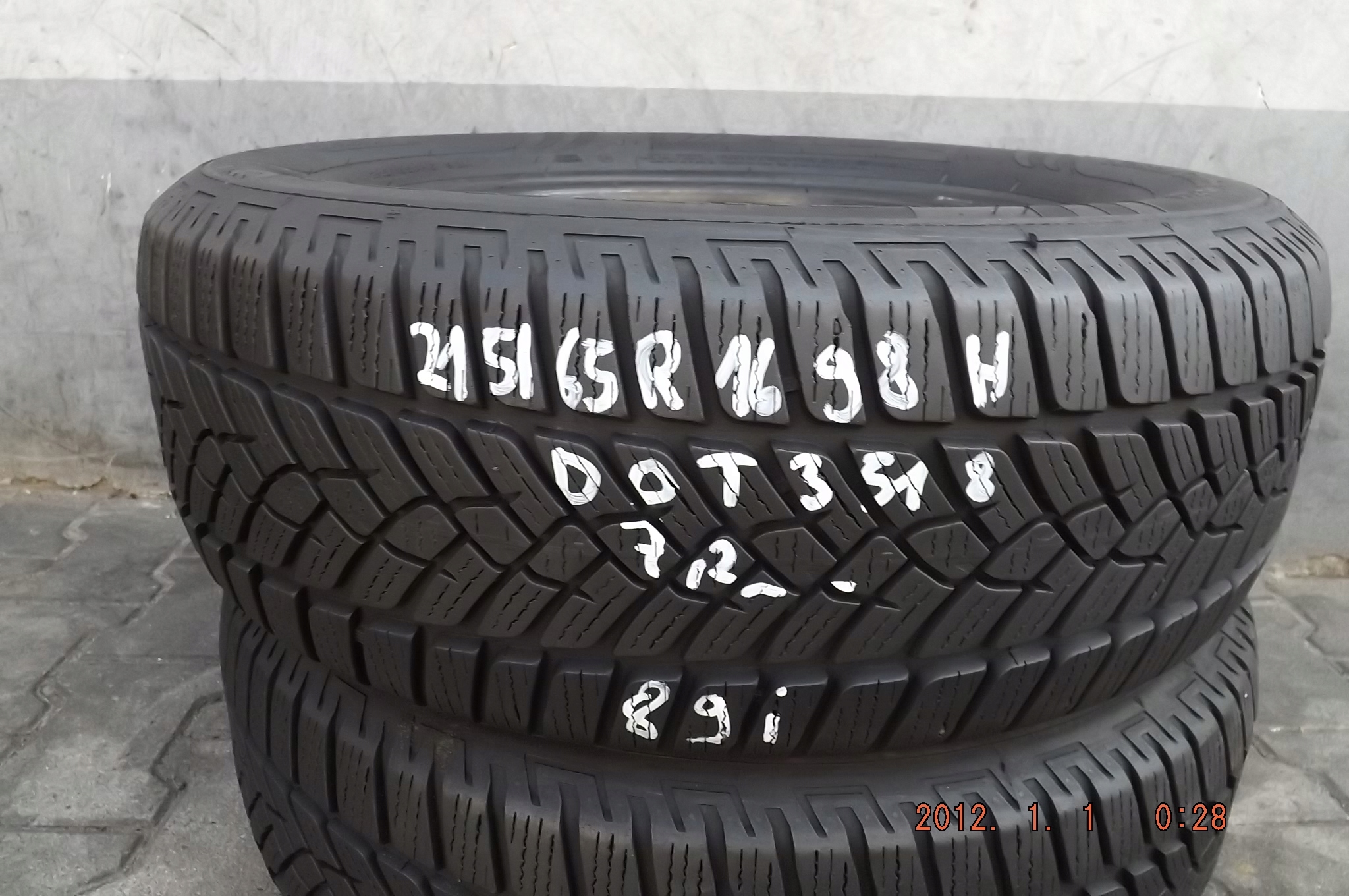 [89i] 2XZIMA 215/65R16 98H FULDA KRISTALL CONTROL HP2 & Marka Fulda