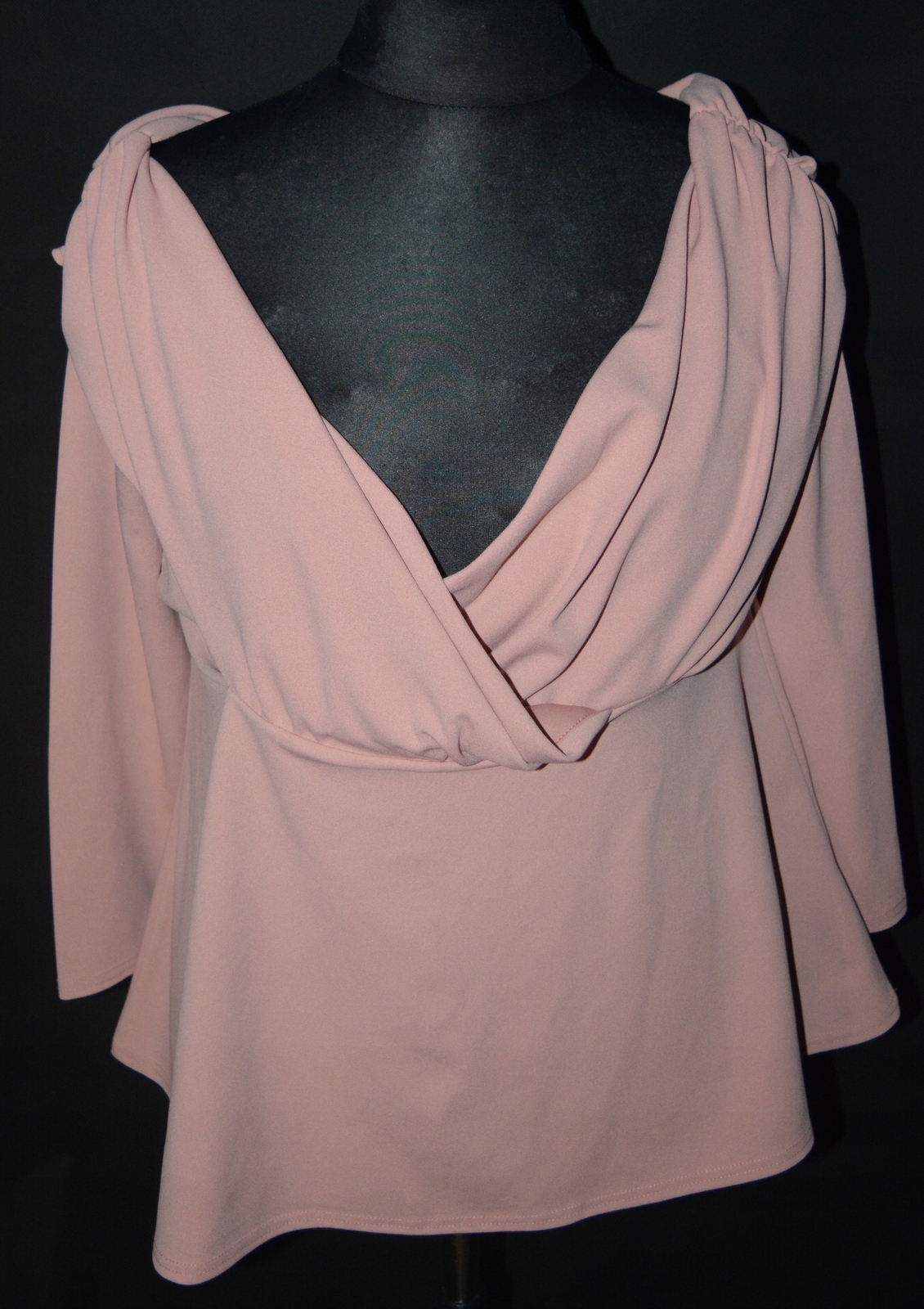 

3* Elastyczna bluzka Simply Be 48