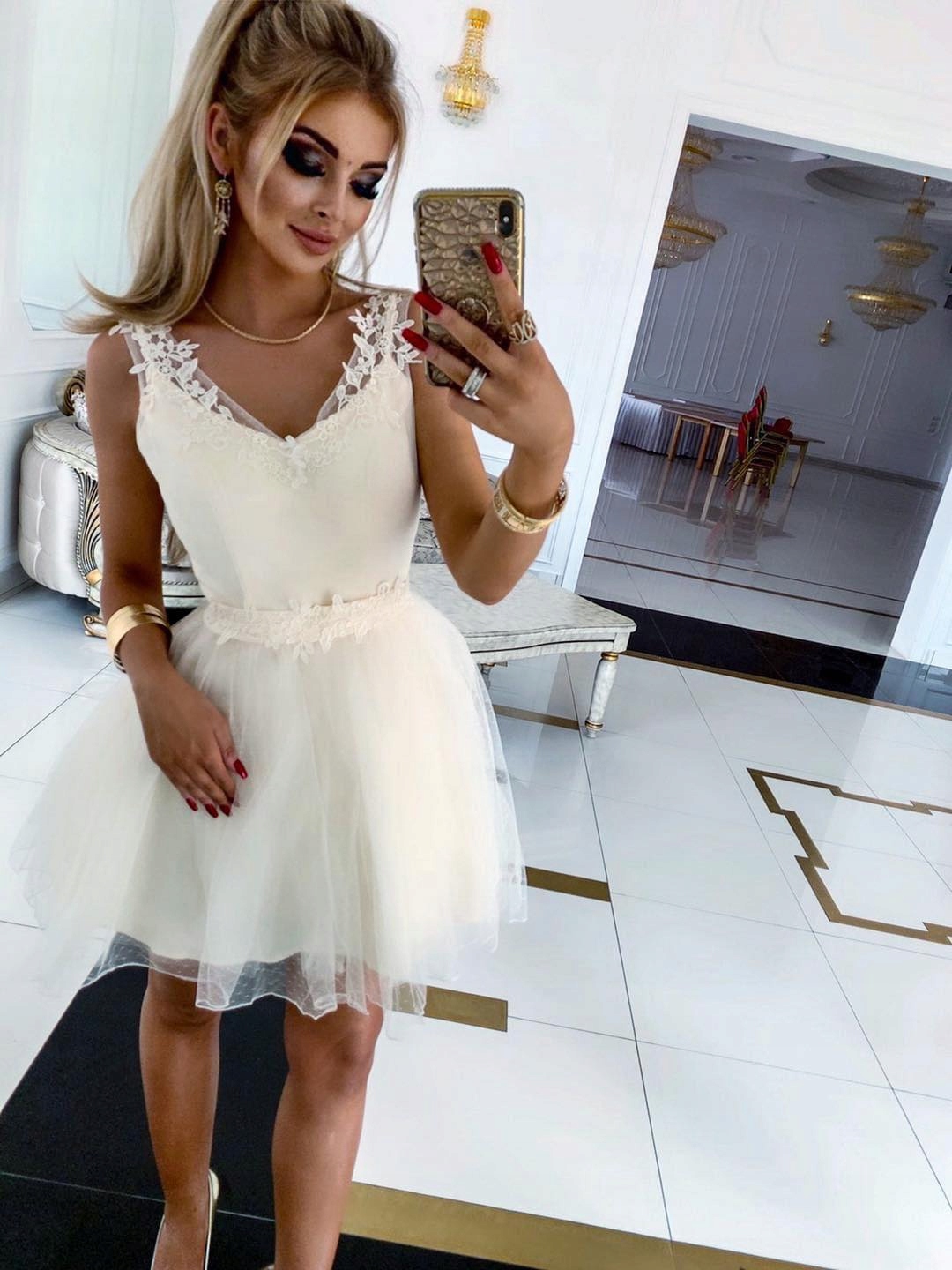 Večerní Šaty Bílé krémové, Polský velikost Výrobce 34