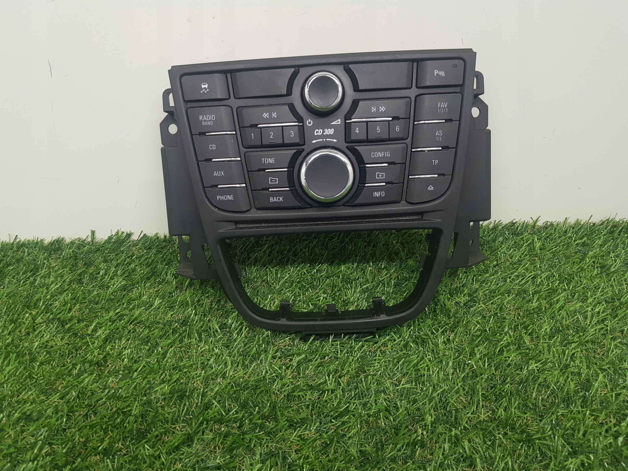 control panel RADIEM OPEL ASTRA J 13346049