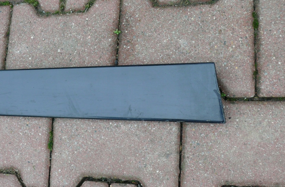 moulding lower door left front AUDI A6 C6 04-08r. 4F0853959B LZ9Y