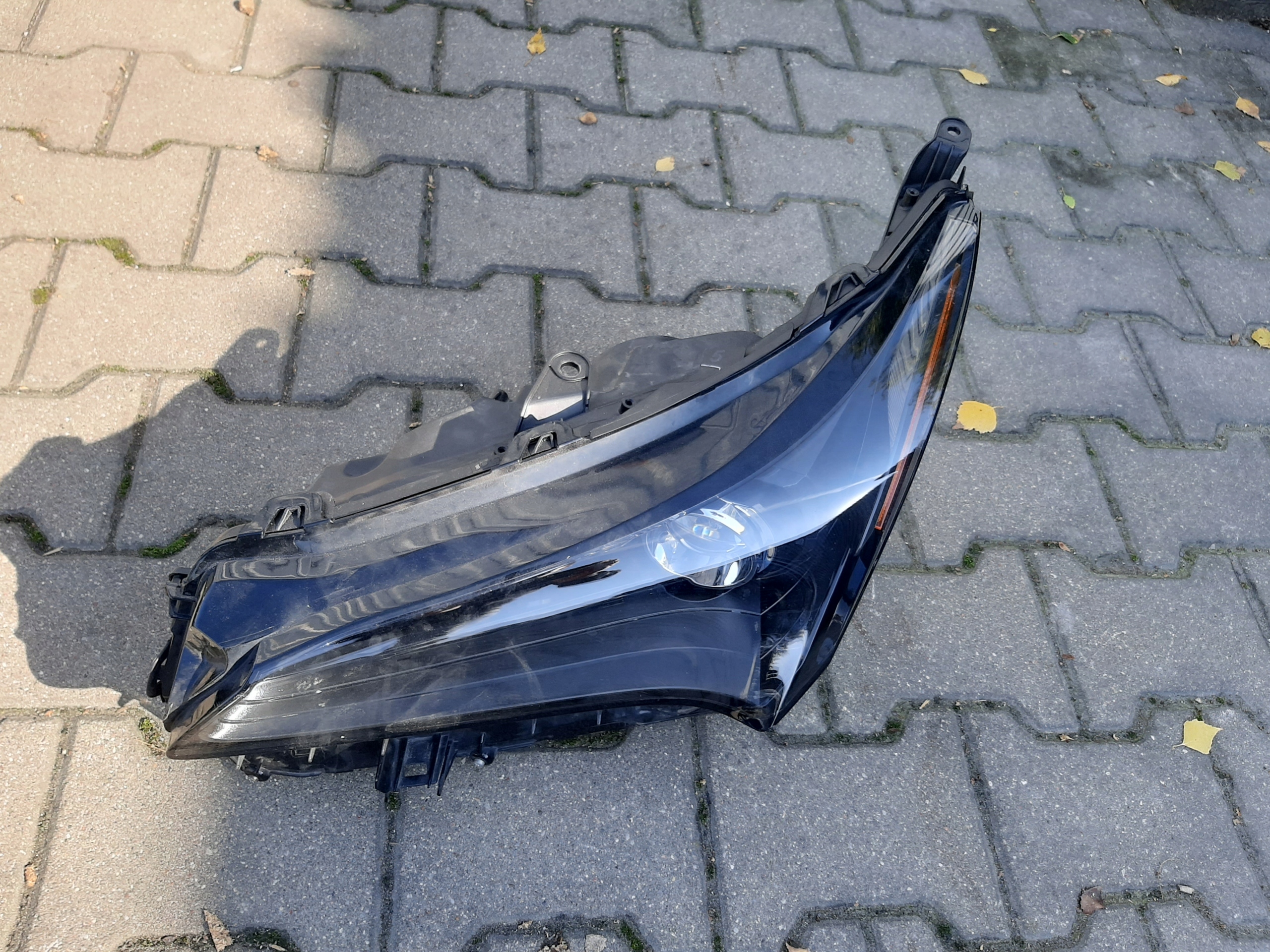 ФАРИ ЛІВИЙ LEXUS Nx200 Nx300 СУПЕР СТАН