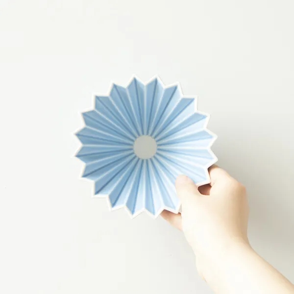 ORIGAMI Dripper Ceramiczny M Matowy Niebieski Model Dripper Ceramiczny M Matowy Niebieski