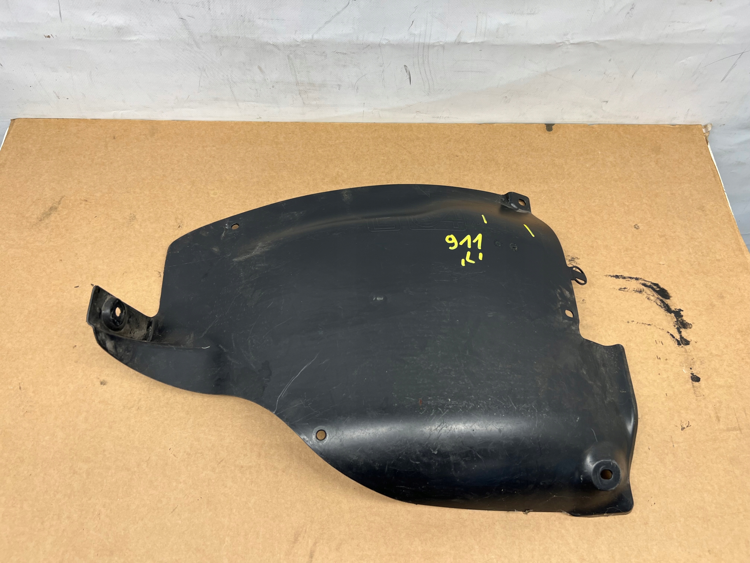 Porsche 911 mudguard left rear part left rear. 99150450904