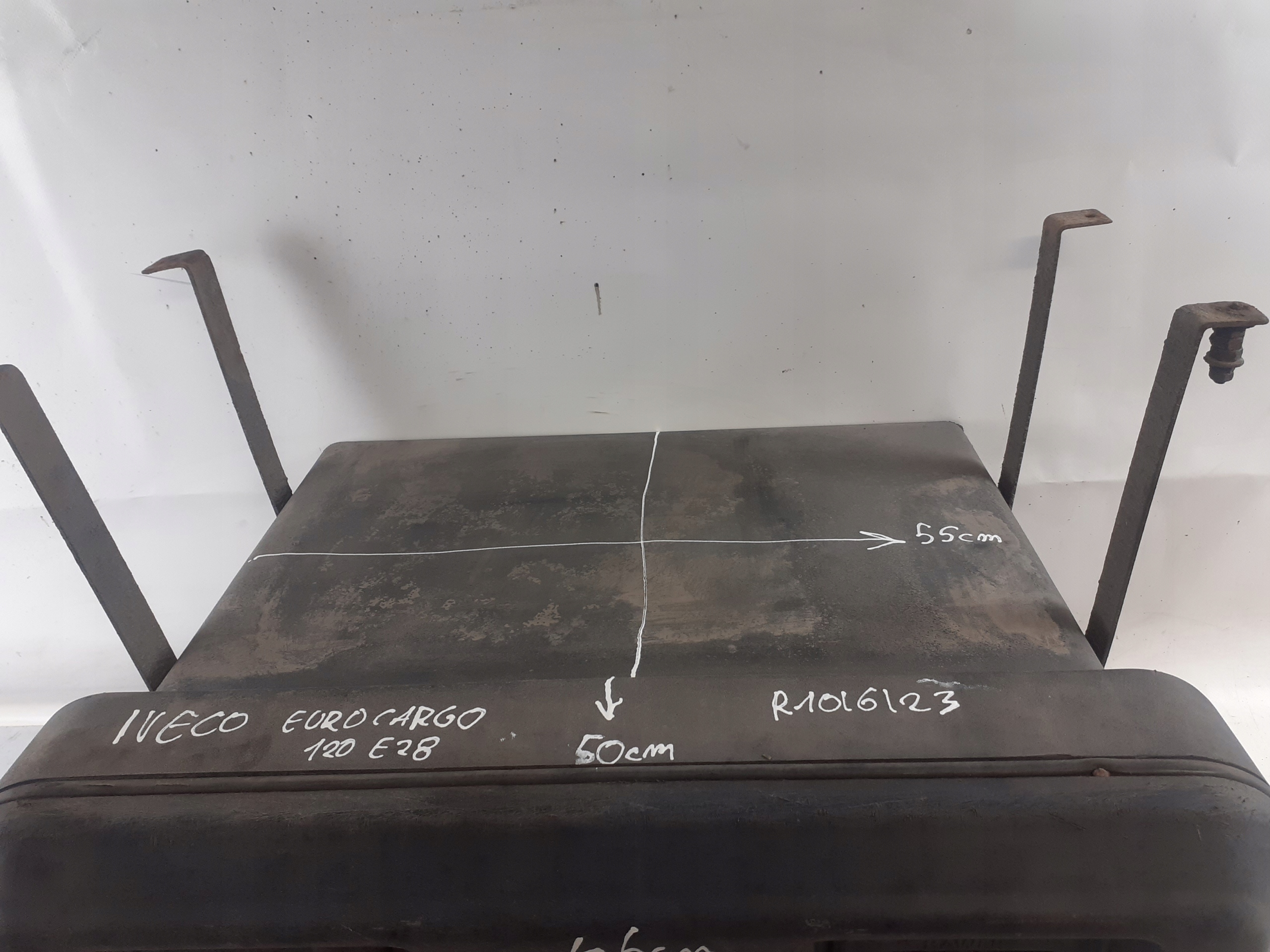 passenger compartment boot compartment for tension belts