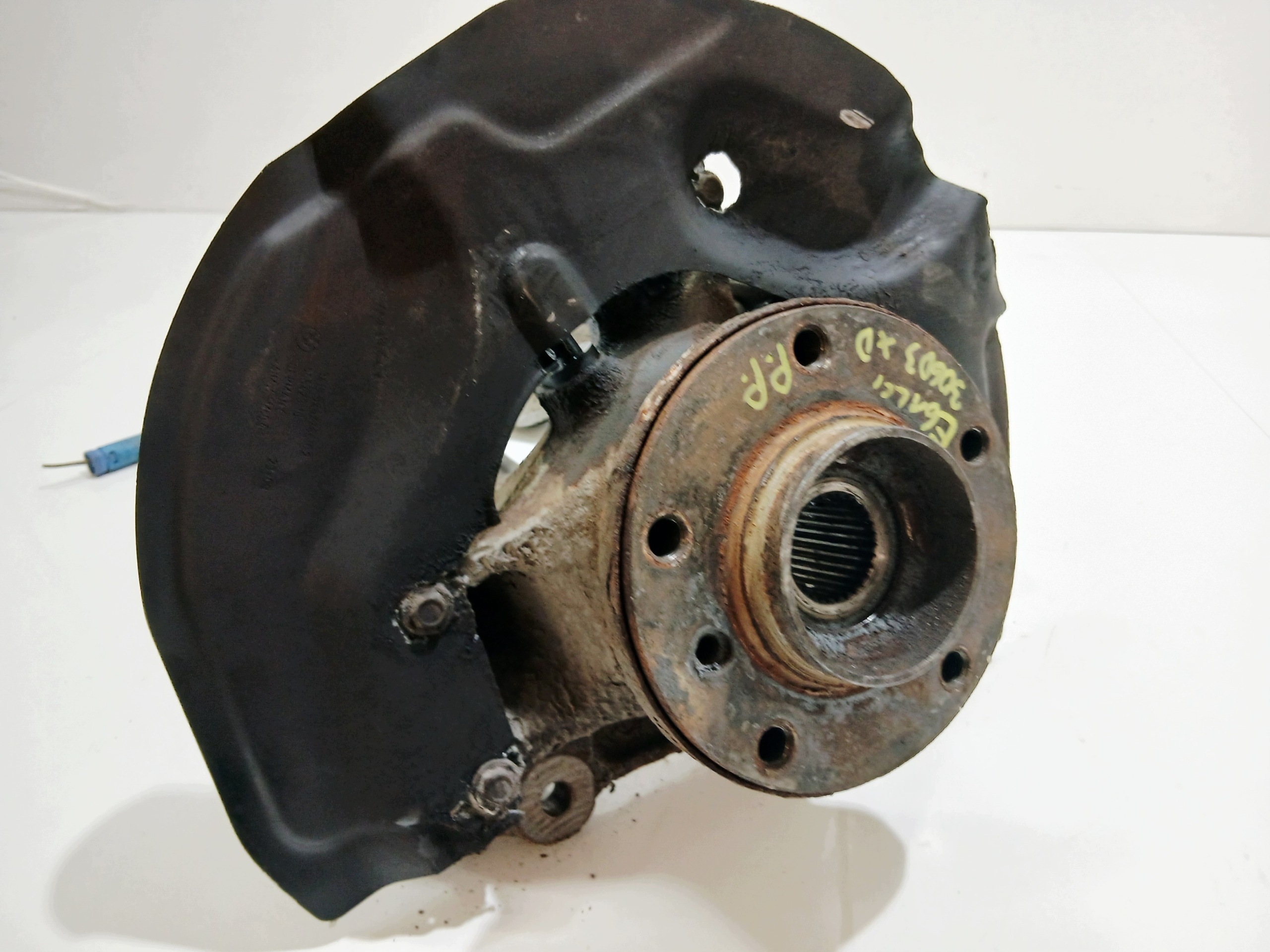 čepu otoč ramene pravý předek BMW E60 E61 306D3 X DRIVE OE (0000715)
