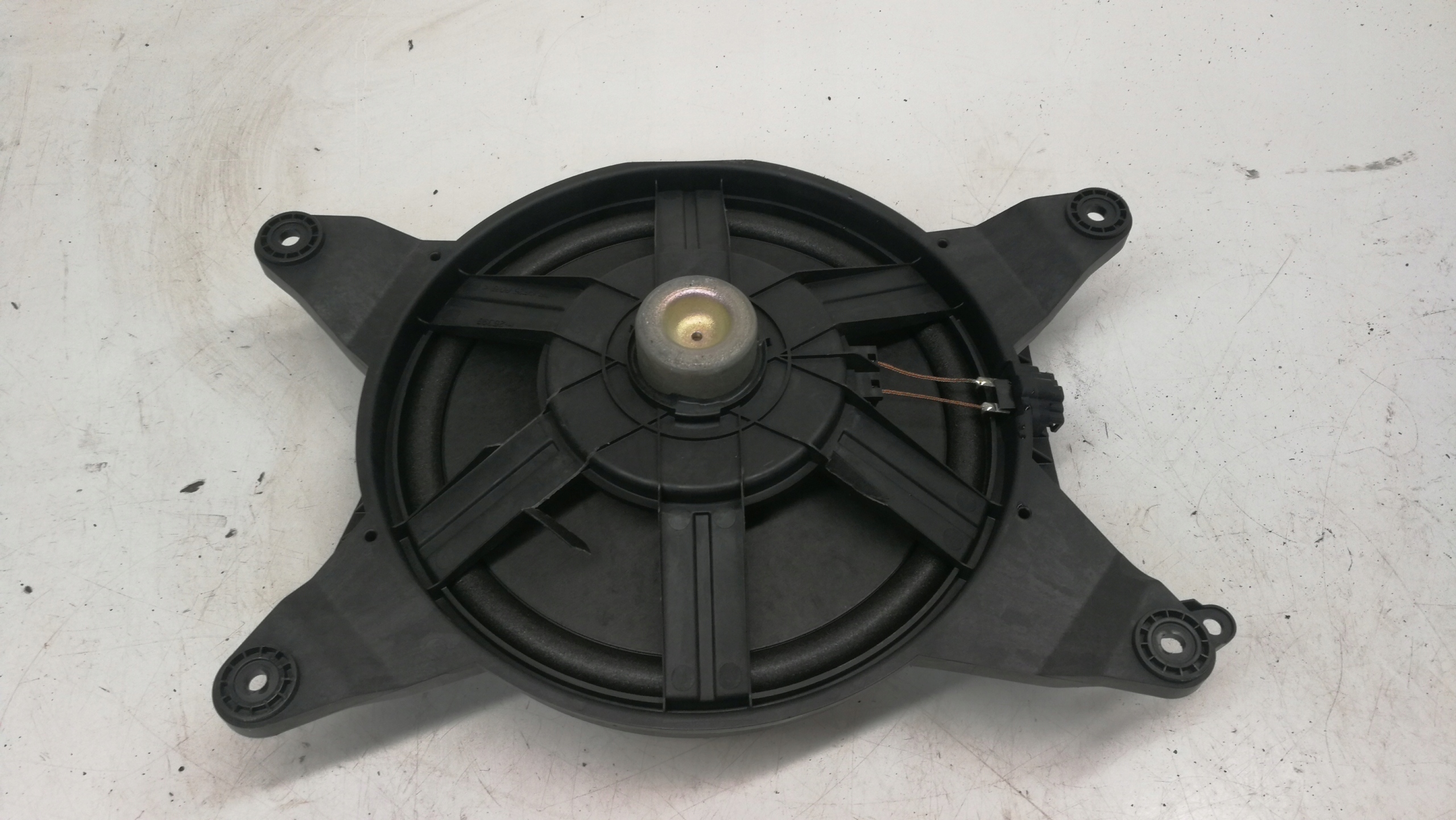 speaker SUBWOOFER AUDI A6 C7 4G5035412