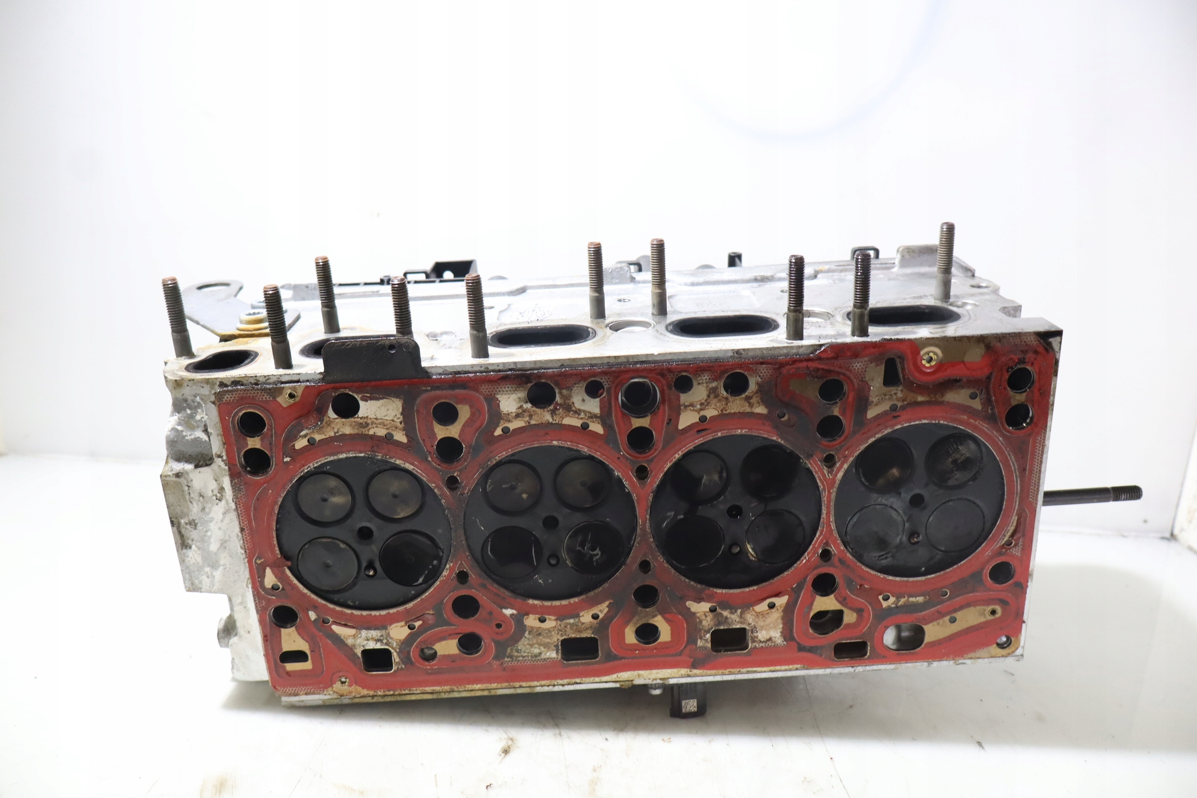 GŁOWICA SILNIKA VOLKSWAGEN CADDY IV 2.0TDI Typ silnika Diesel