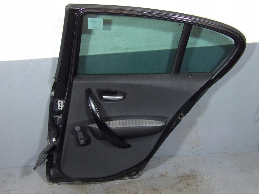 BMW 1 E87 door rear part right 475/9