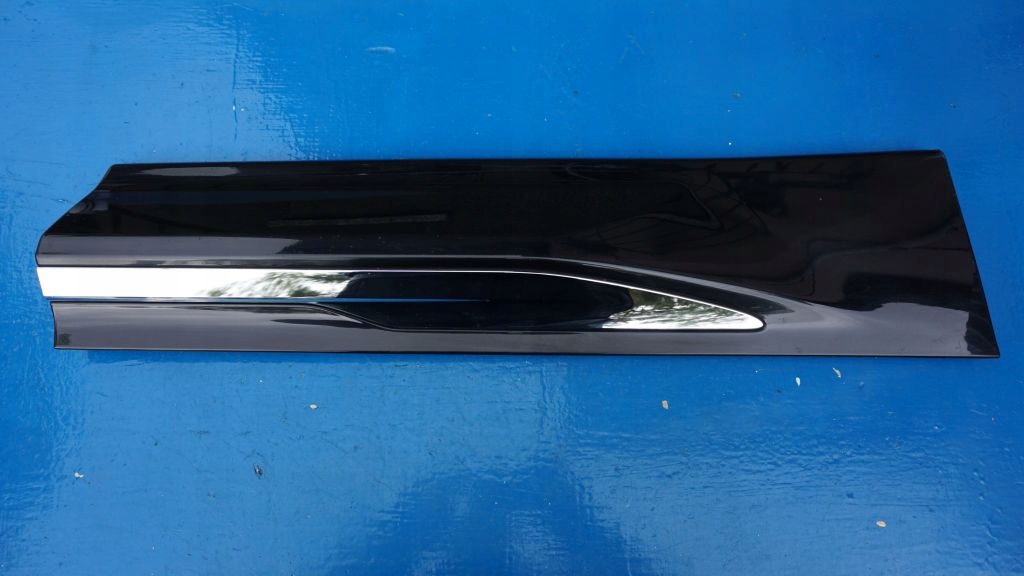 VOLVO XC60 II - moulding cap door right rear
