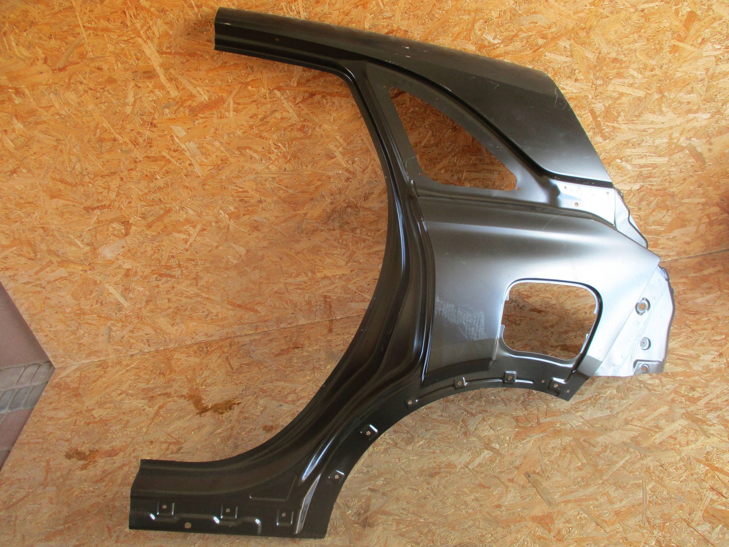 sárvédö far hátsó bal OPEL CROSSLAND X 17