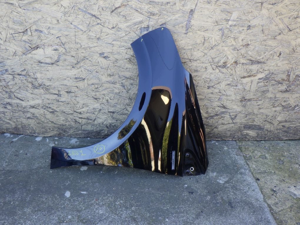 PEUGEOT 208 fender left front
