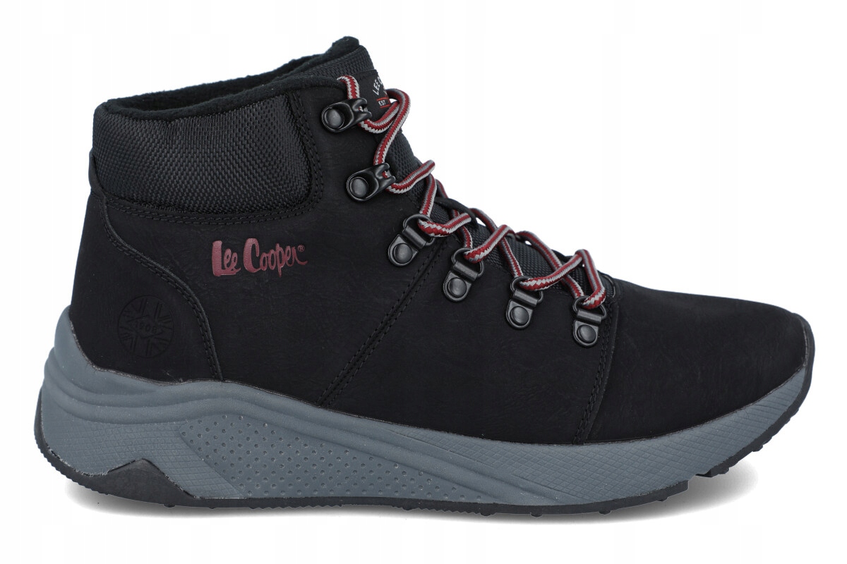 Černé sportovní boty Lee Cooper LCJ-22-31-1451M Vel. 45