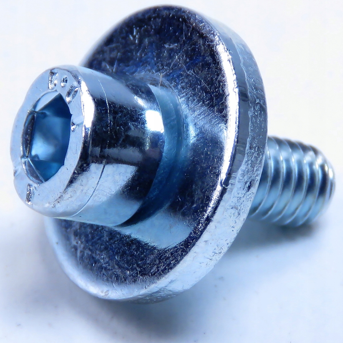 

Śruba M6x14 Pilarka tarczowa Bosch GKS55CE 801