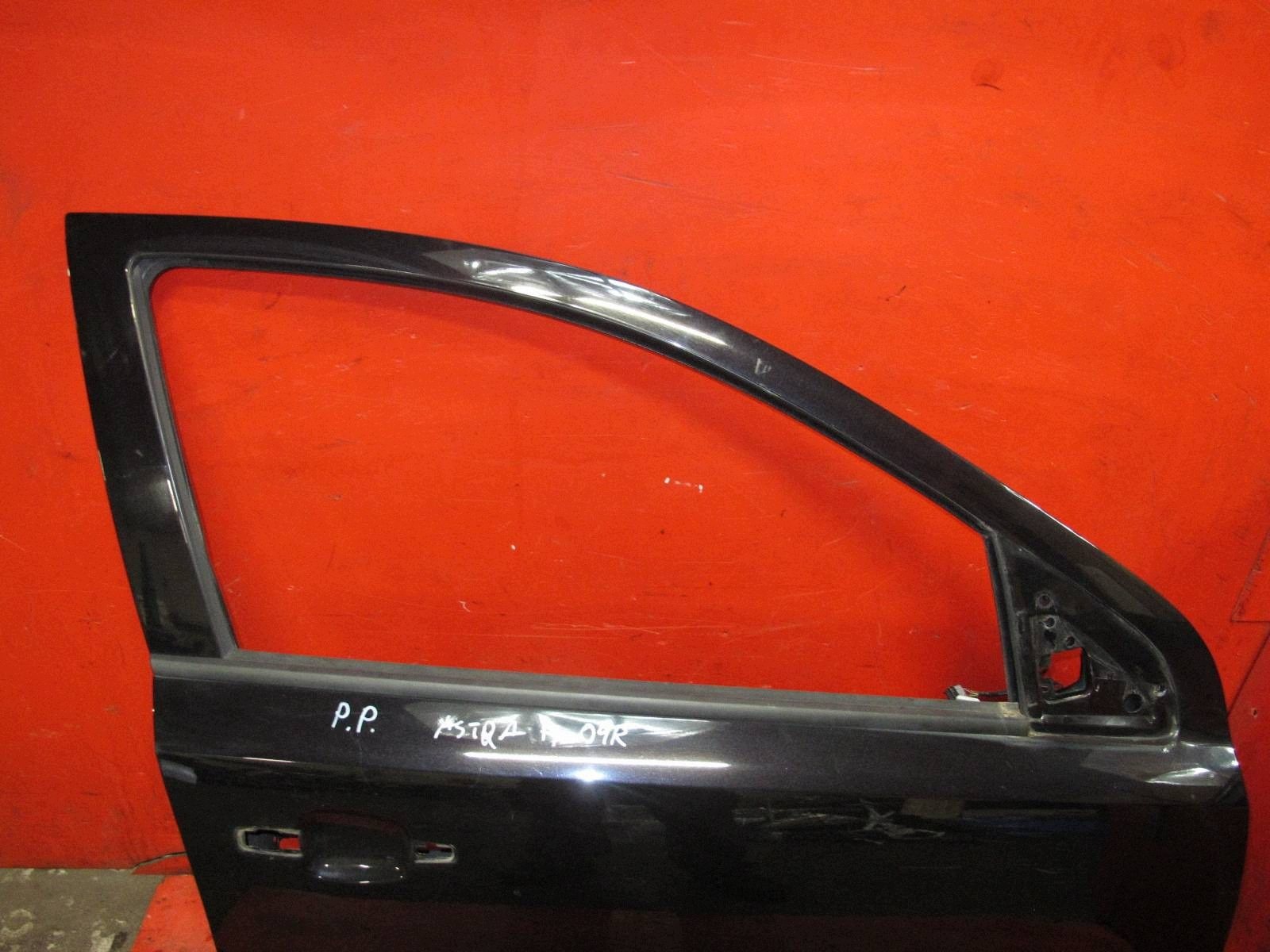 OPEL ASTRA 3 III H HB 5D door right front front black, Z20R