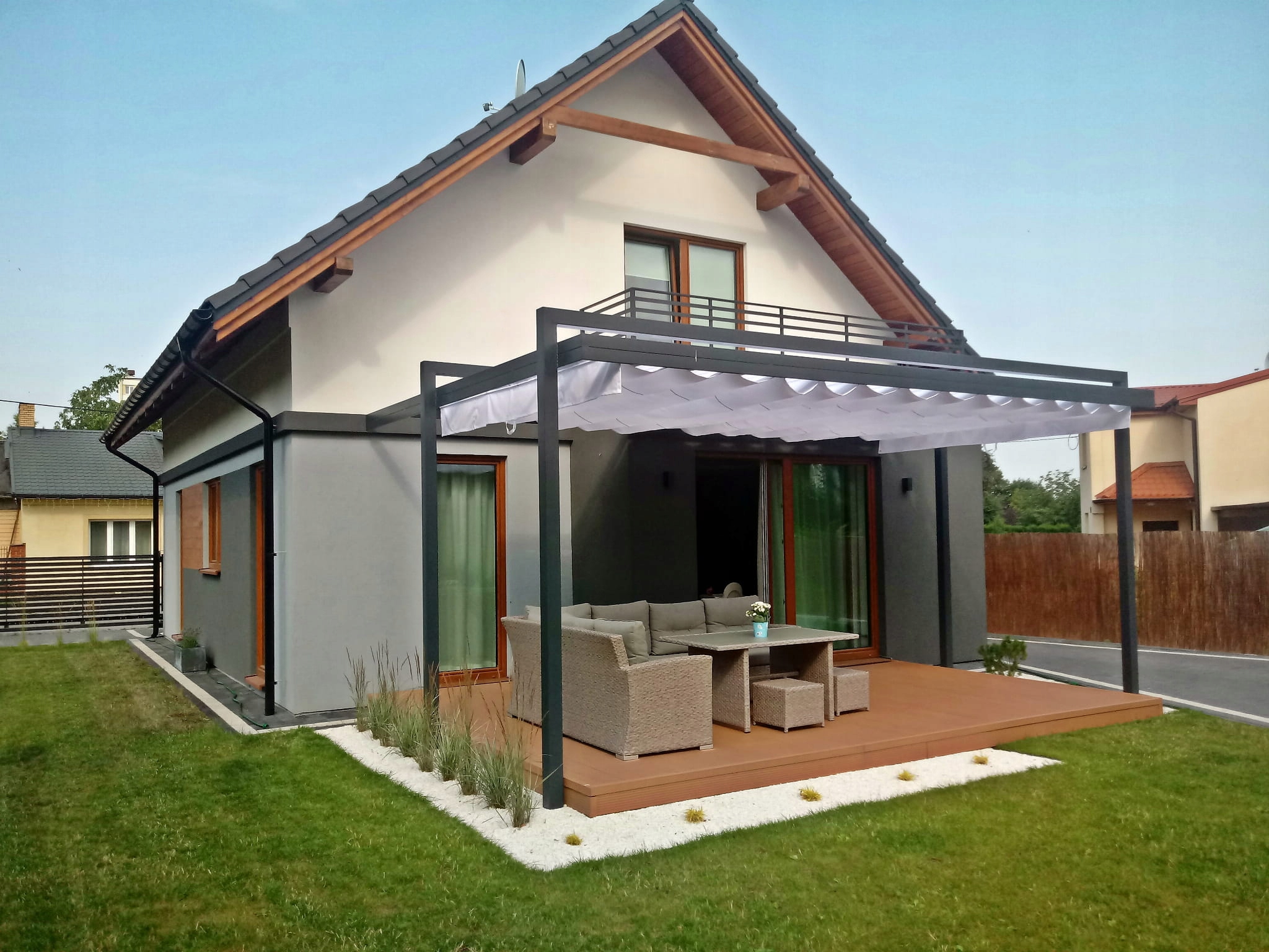 ROLETA RZYMSKA PRZECIWSŁONECZNA WODOSZCZELNA NA DACH PERGOLI NA WYMIAR Długość 100 cm