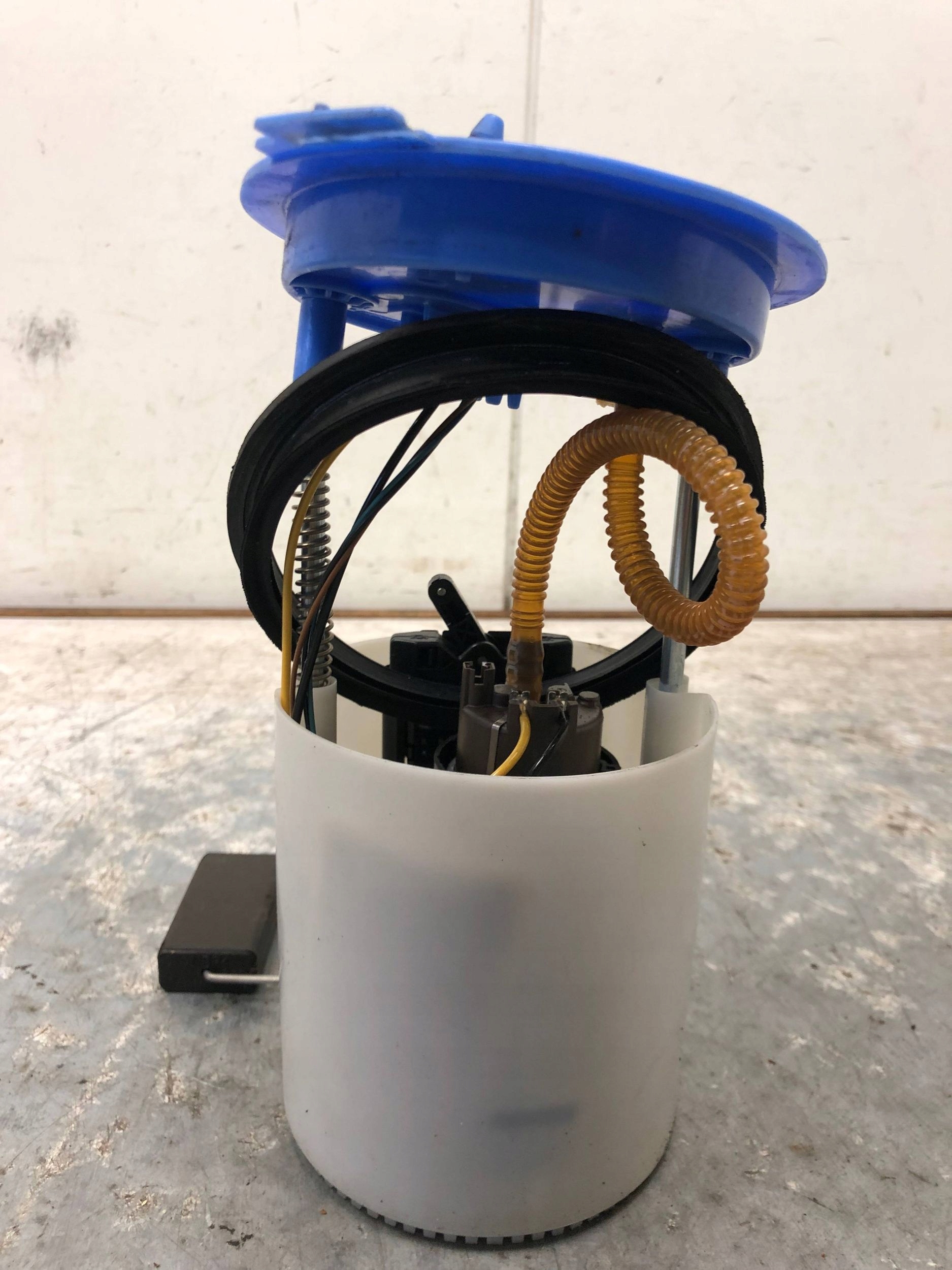 feed pump VW SCIROCCO 1K0919051BH