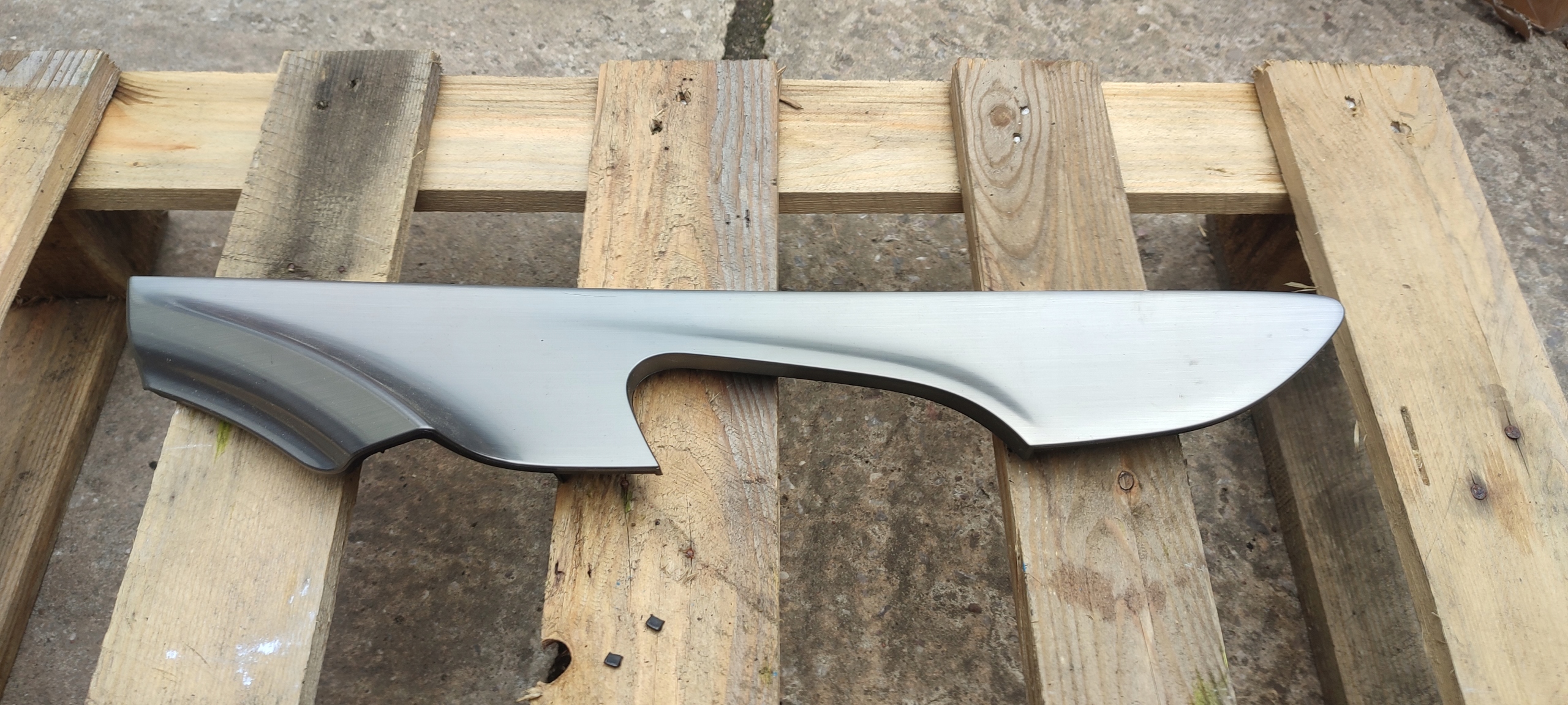 Avant Droite panel drzwiowy Opel Mokka AVF80588
