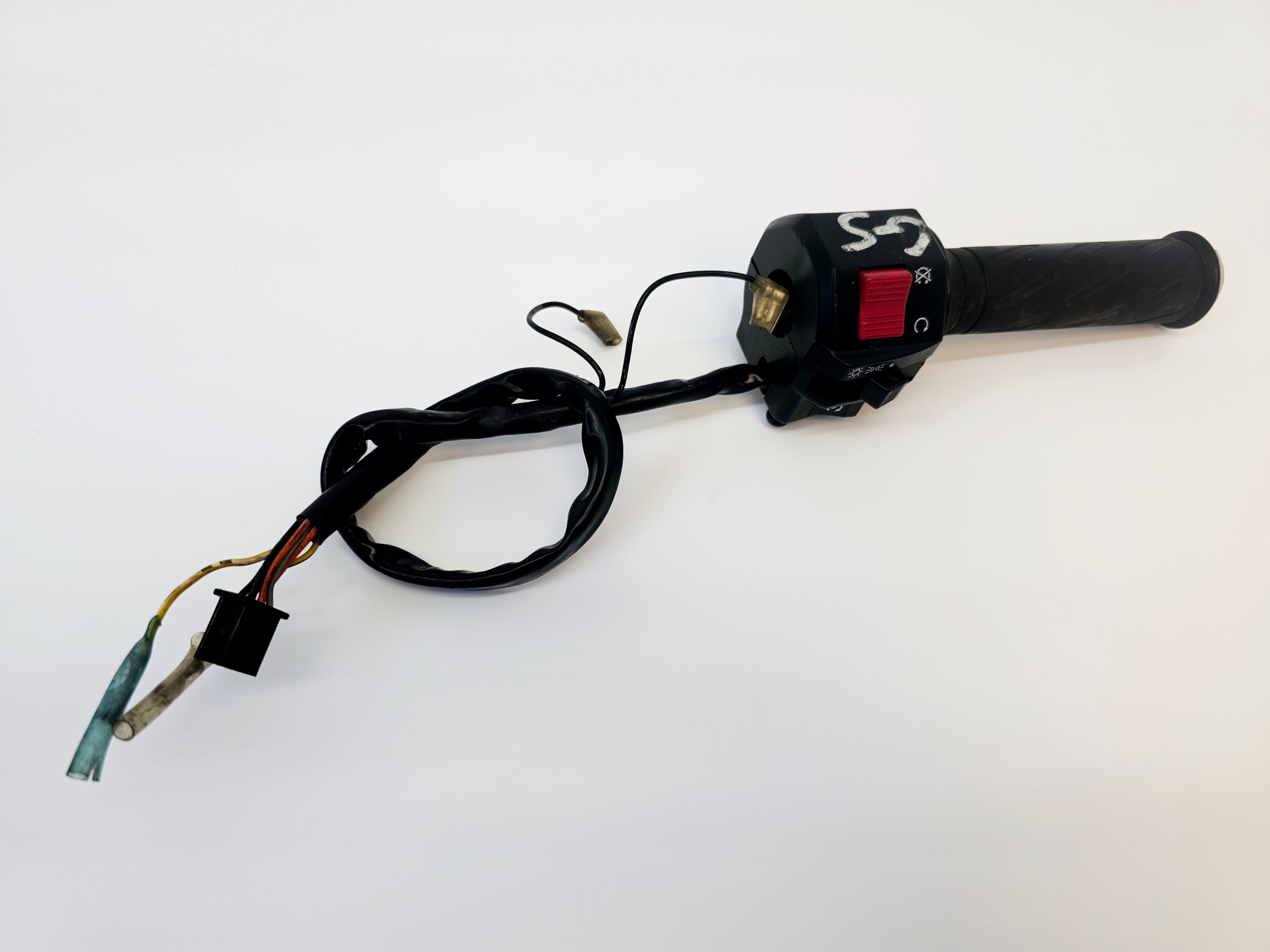 Suzuki GS 500 przełącznik prawy