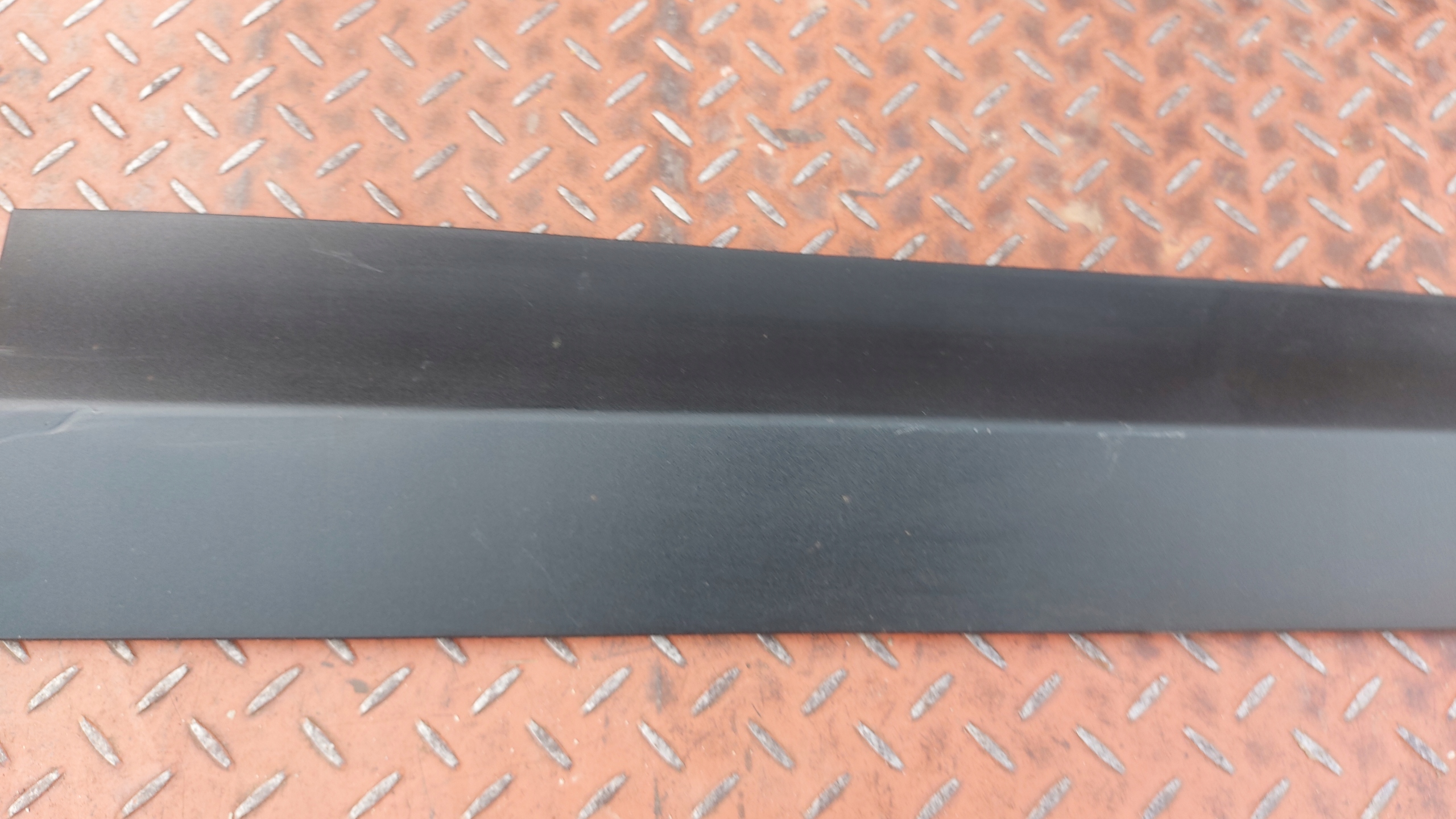 moulding door right right front TOYOTA YARIS CROSS 21