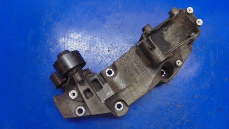 supporto alternatore 2.0DCI RENAULT ESPACE IV 02-10R