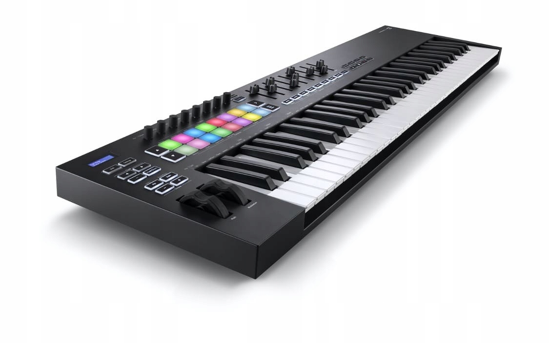 NOVATION Launchkey 61 mk3 - klawiatura sterująca Kod producenta Launchkey61mk3