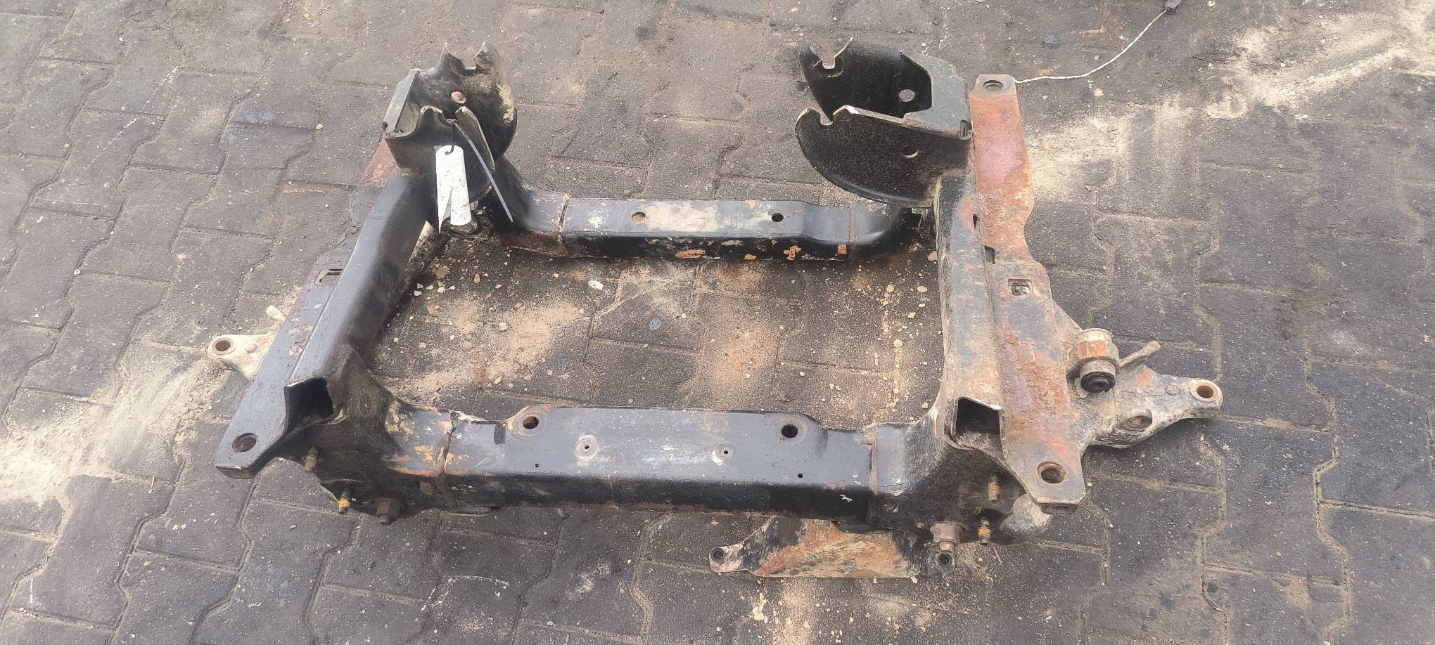 SANKI PRZEDNIE JEEP CHEROKEE Producent części Inny