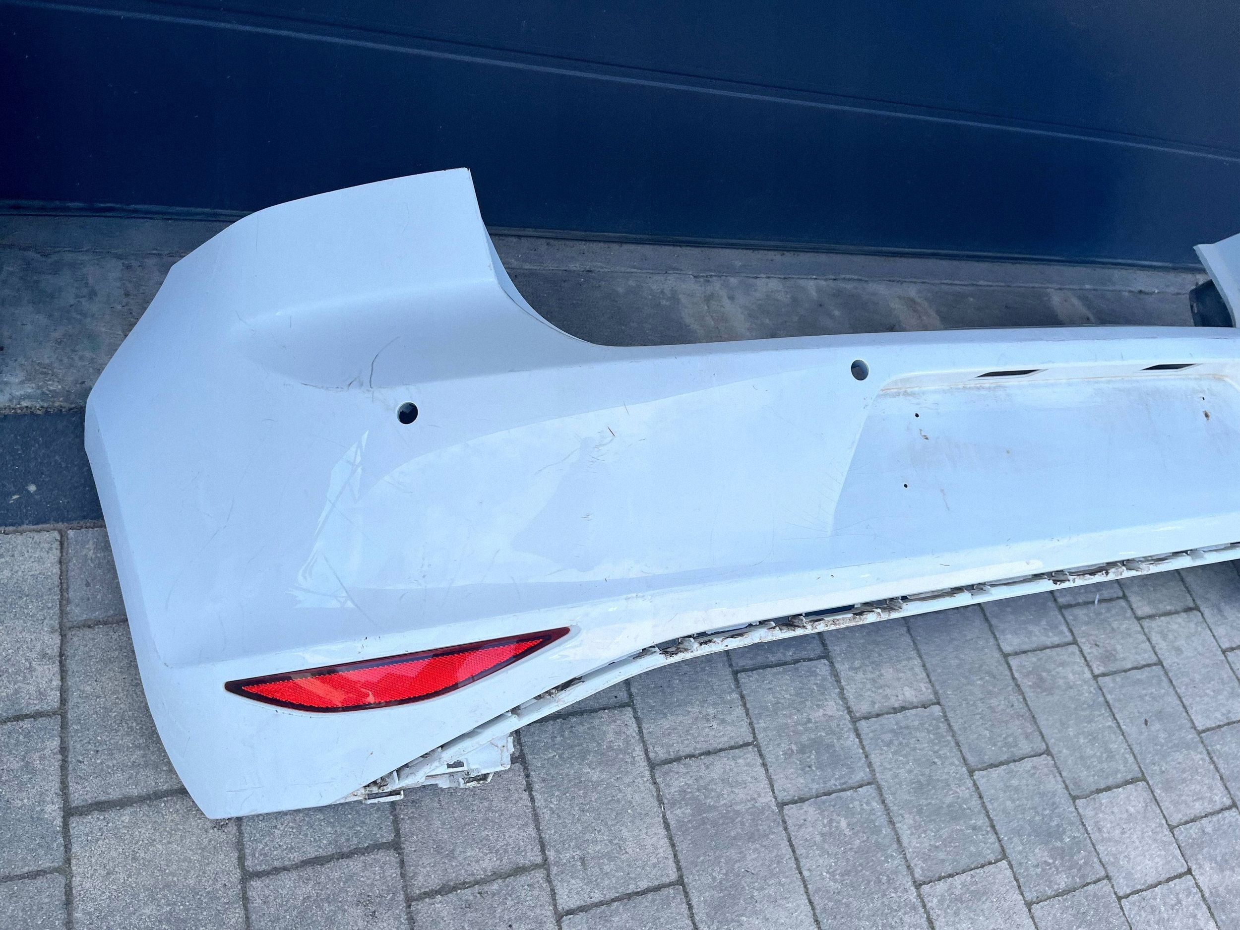 bumper rear VOLKSWAGEN GOLF VII 5G6807421 @M