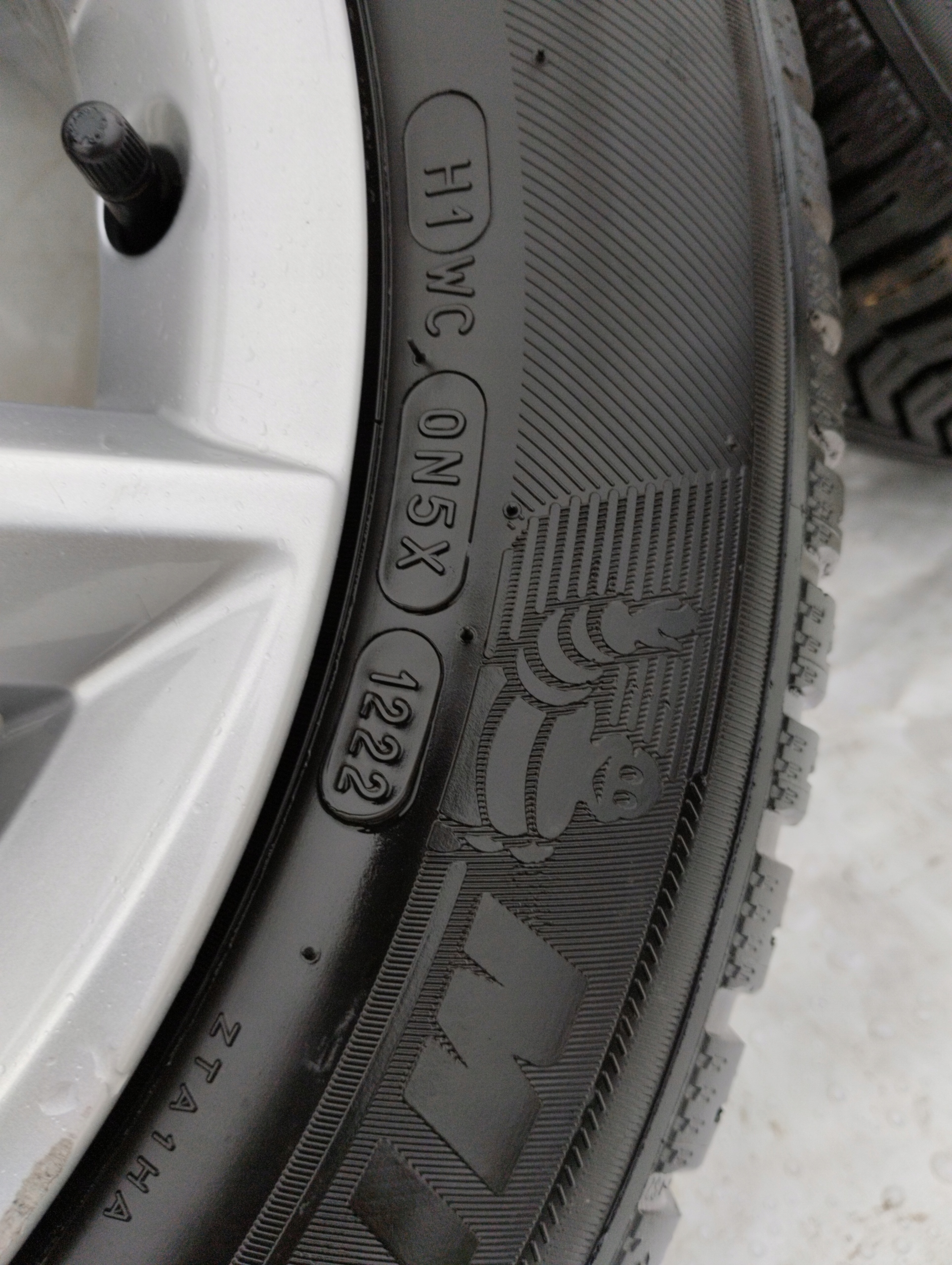 SEAT LEON IV 4 wheels discs ALU 16”