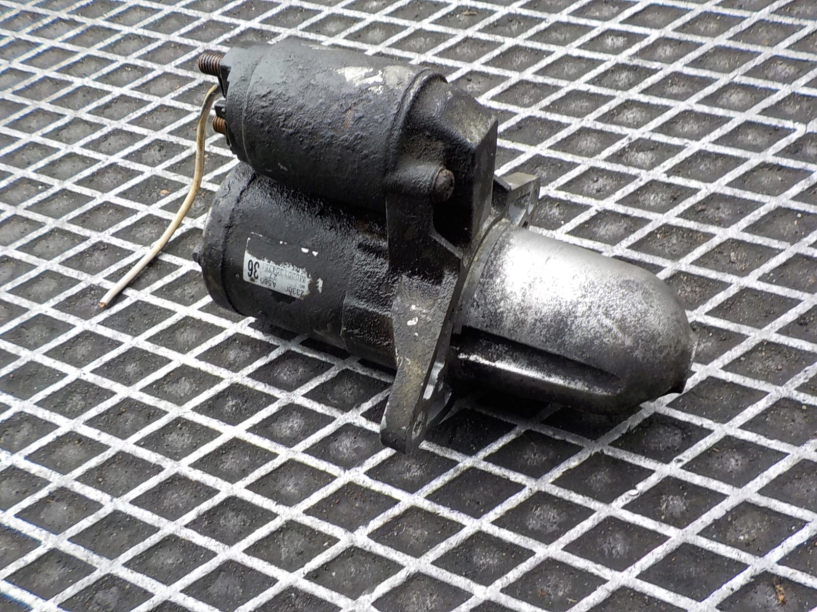 SUBARU IMPREZA III (GH) starter M000T30475