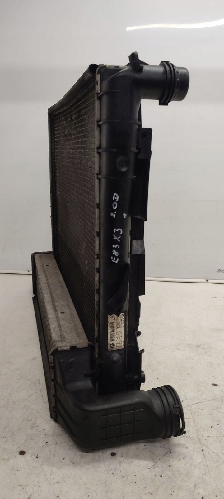 chladič vody intercooler BMW E83 X3 2,0D