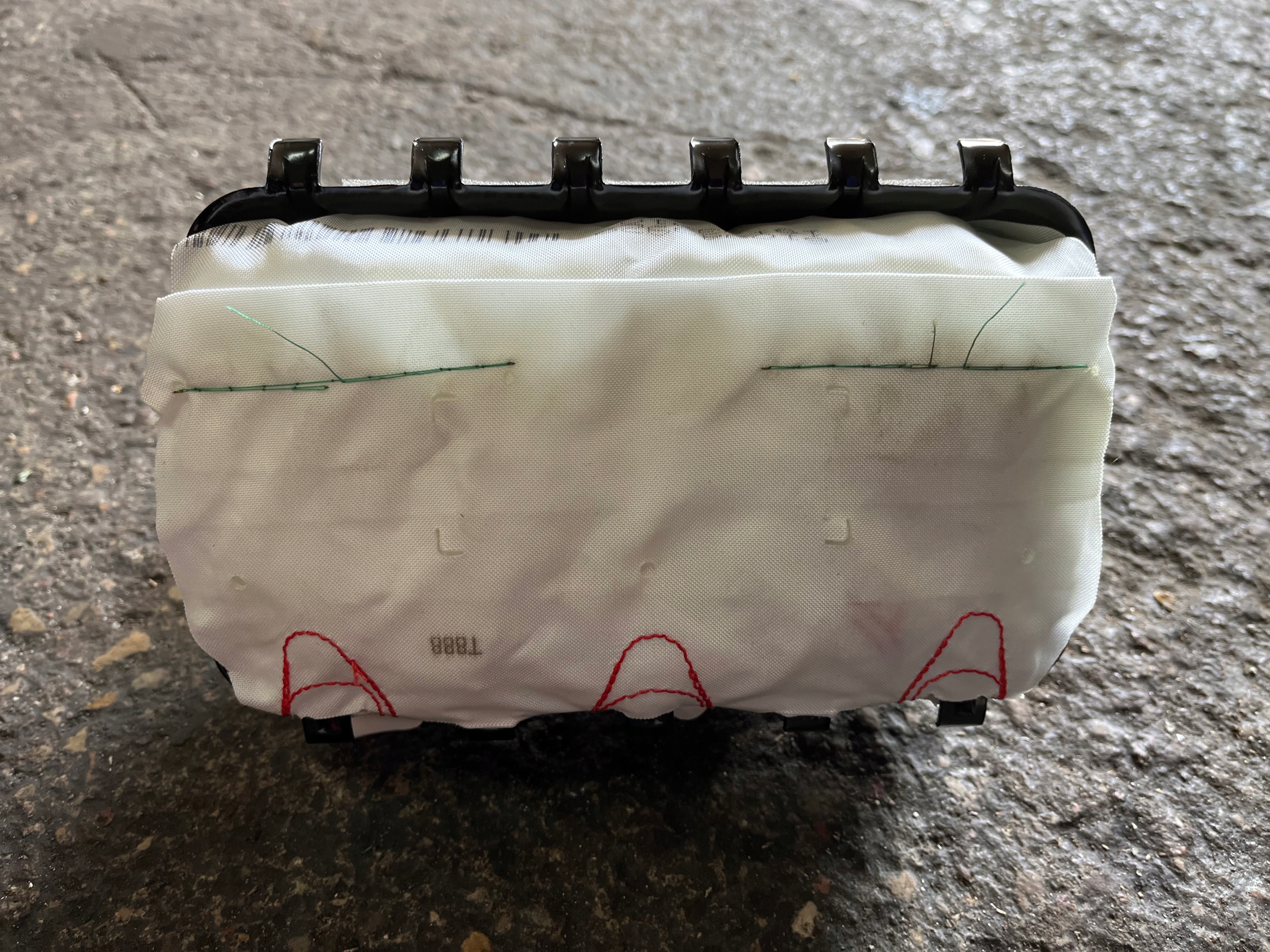 ALFA ROMEO STELVIO PODUSZKA PASAŻERA