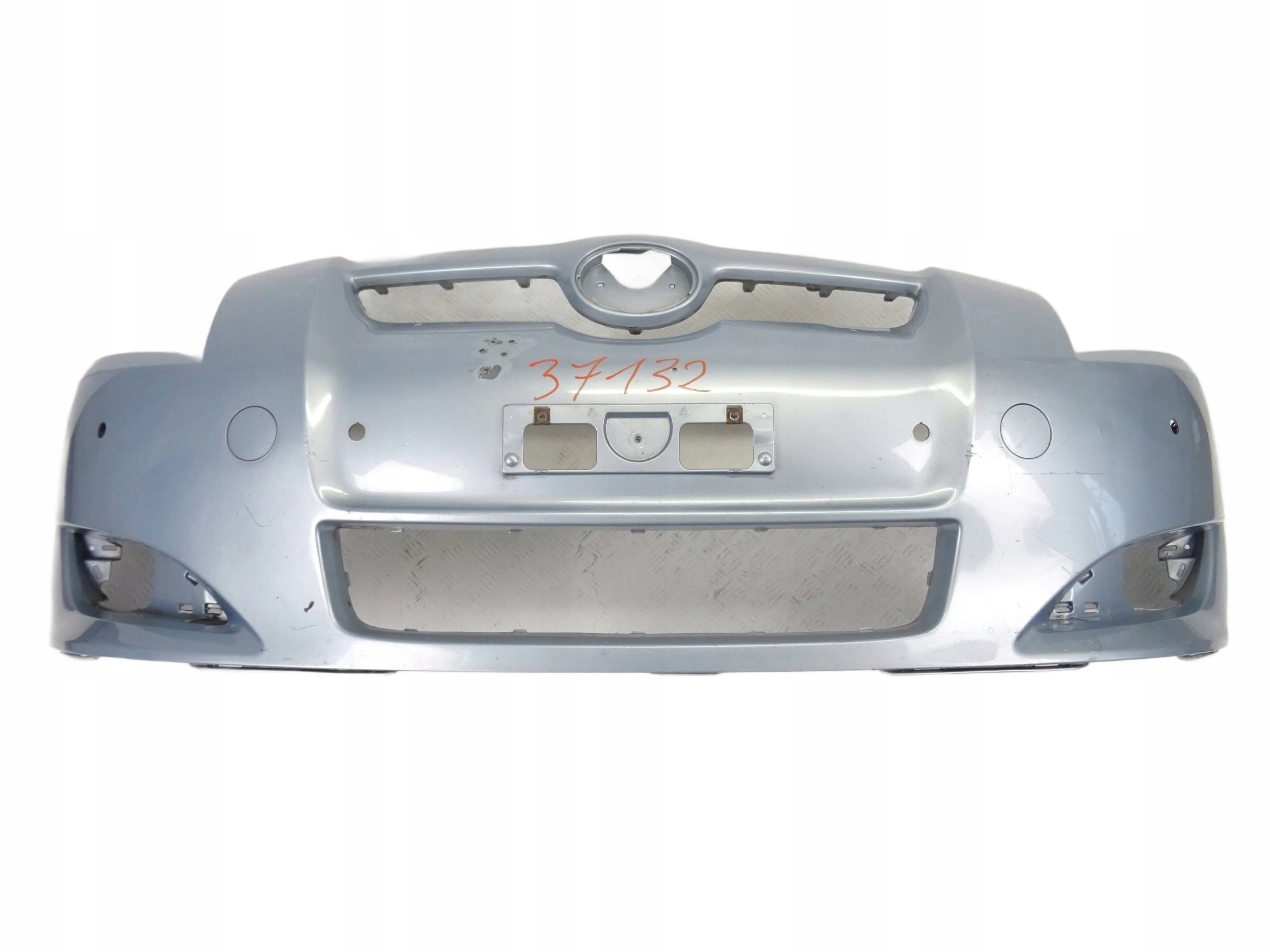 Toyota Auris bumper front front