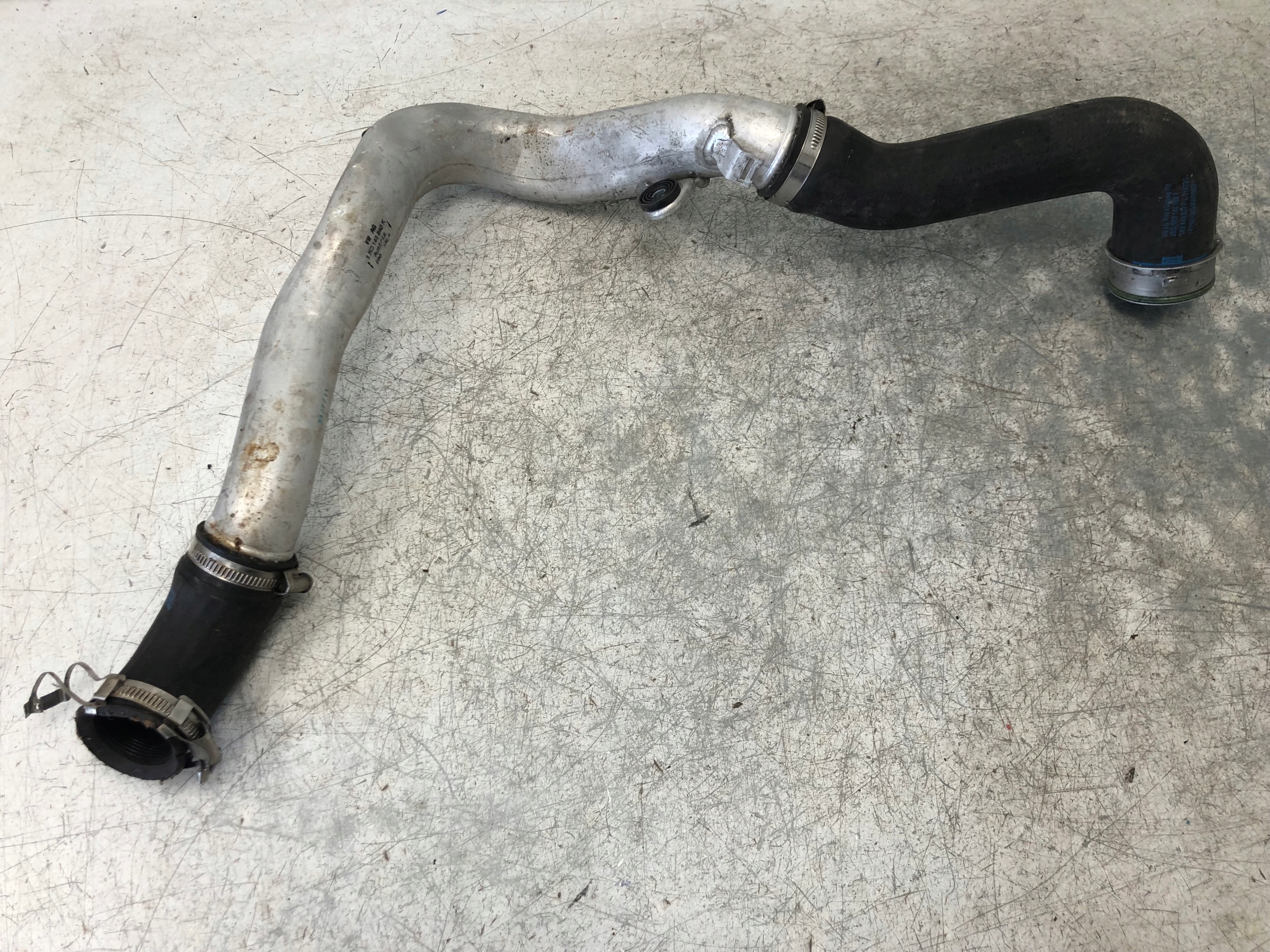 trouba intercoolera VW SKODA AUDI 1K0145840K