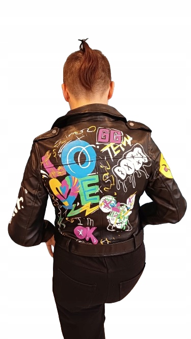 Kurtka ramoneska z ekoskóry z grafikami i napisami, z paskiem XL czarny Rozmiar XL