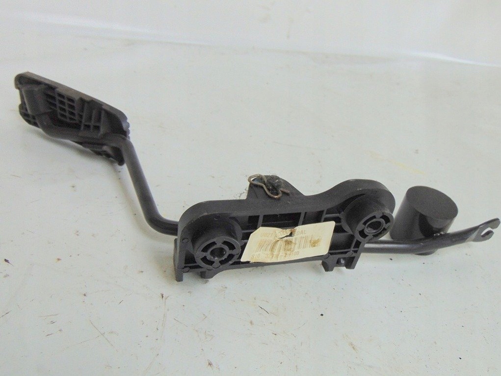 KIA CEED 1.4 2009r PEDAŁ GAZU Typ samochodu Samochody osobowe