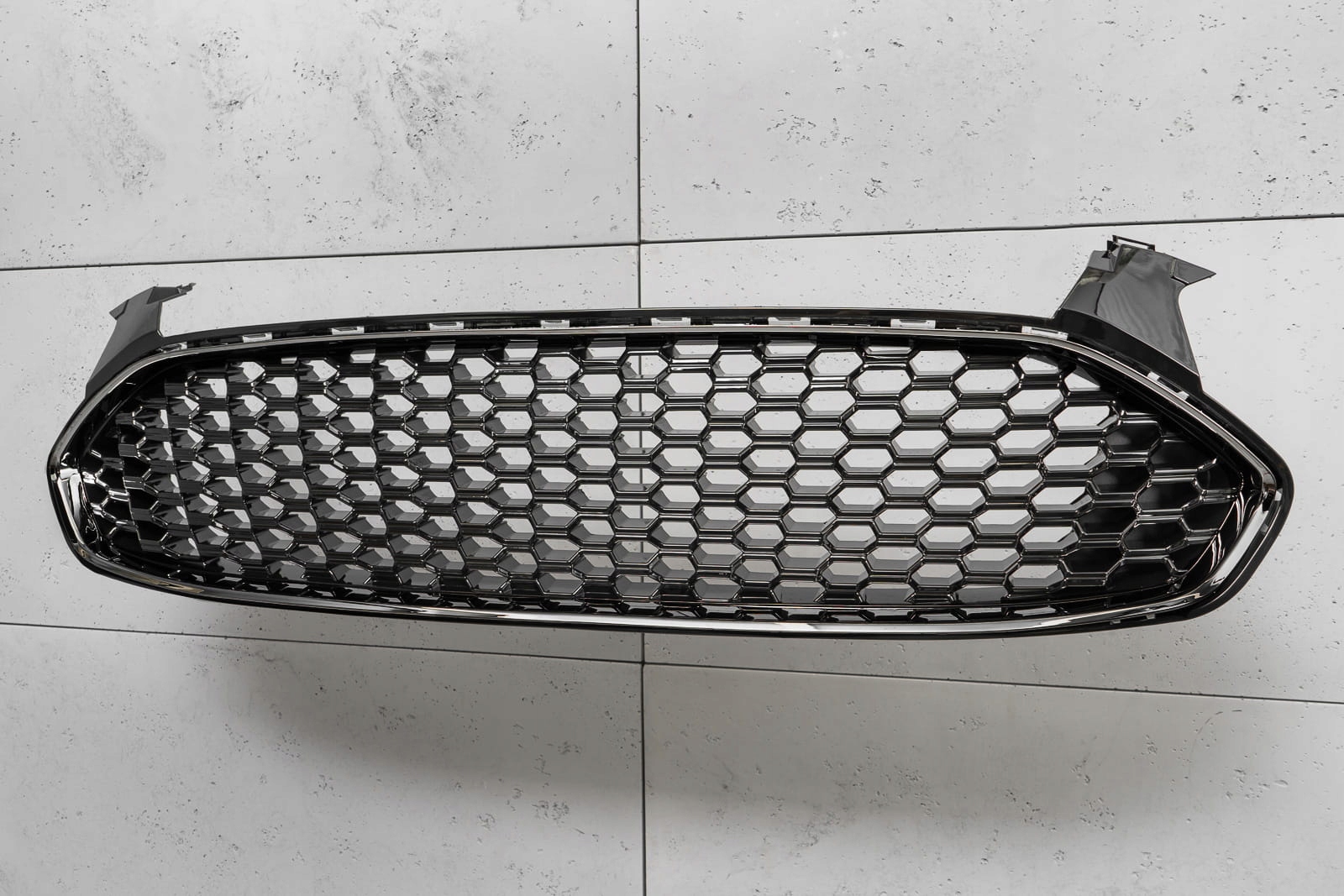 FORD MONDEO MK5 V SPORT VIGNALE GRILL DS738A146ZW Typ samochodu Samochody osobowe