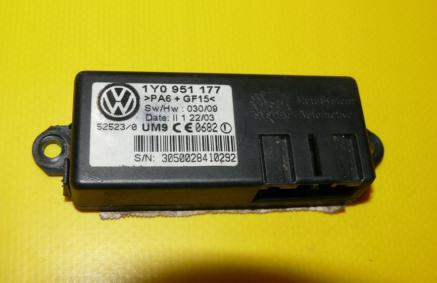 control unit module RUCHU left VOLKSWAGEN VW NEW BEETLE and 1 CABRIO 98-05r
