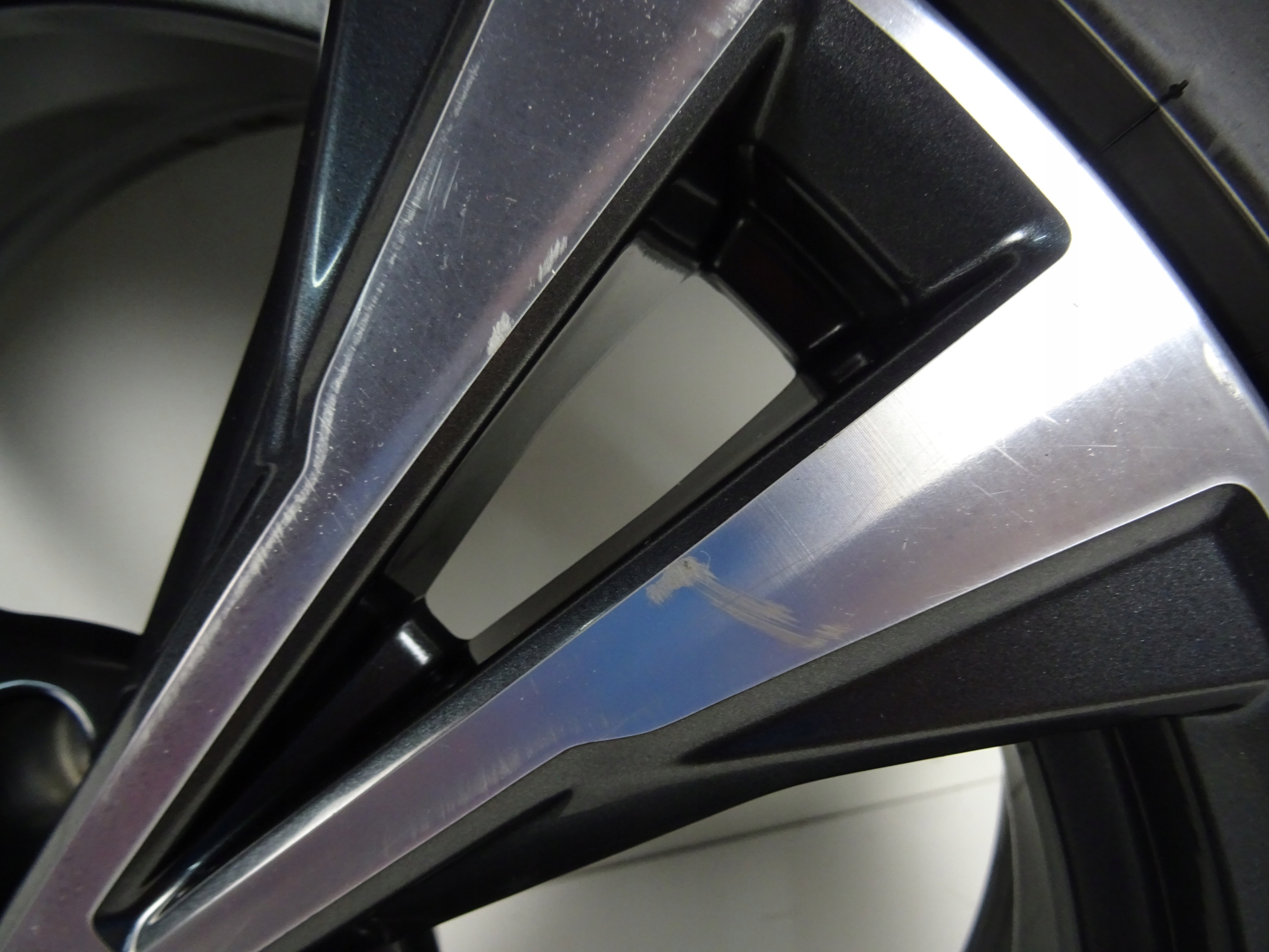 QASHQAI II J11 LIFT ALUFELGI KOŁA 215/55/R18 Rozstaw śrub 5x114.3