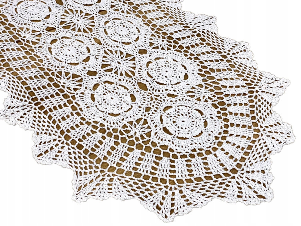 

Bieżnik szydełkowy 40x90 cm biały