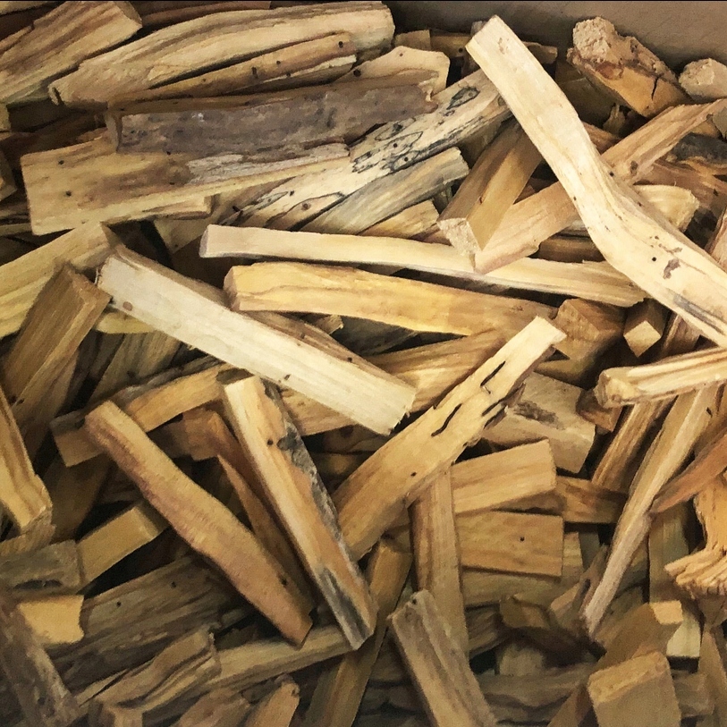 Kadidlo Palo Santo 1 kg v dřevě s nepravidelným střihem Terra